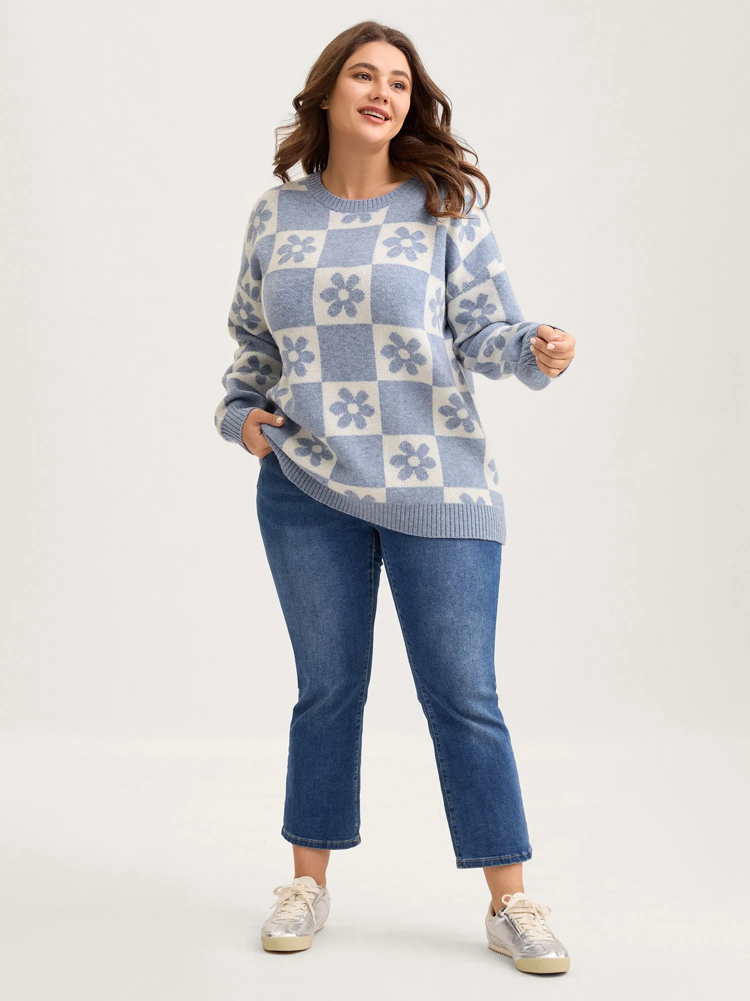 Floral Checkered Color Contrast Pullover sold by Bloomchic product image thumbnail 3