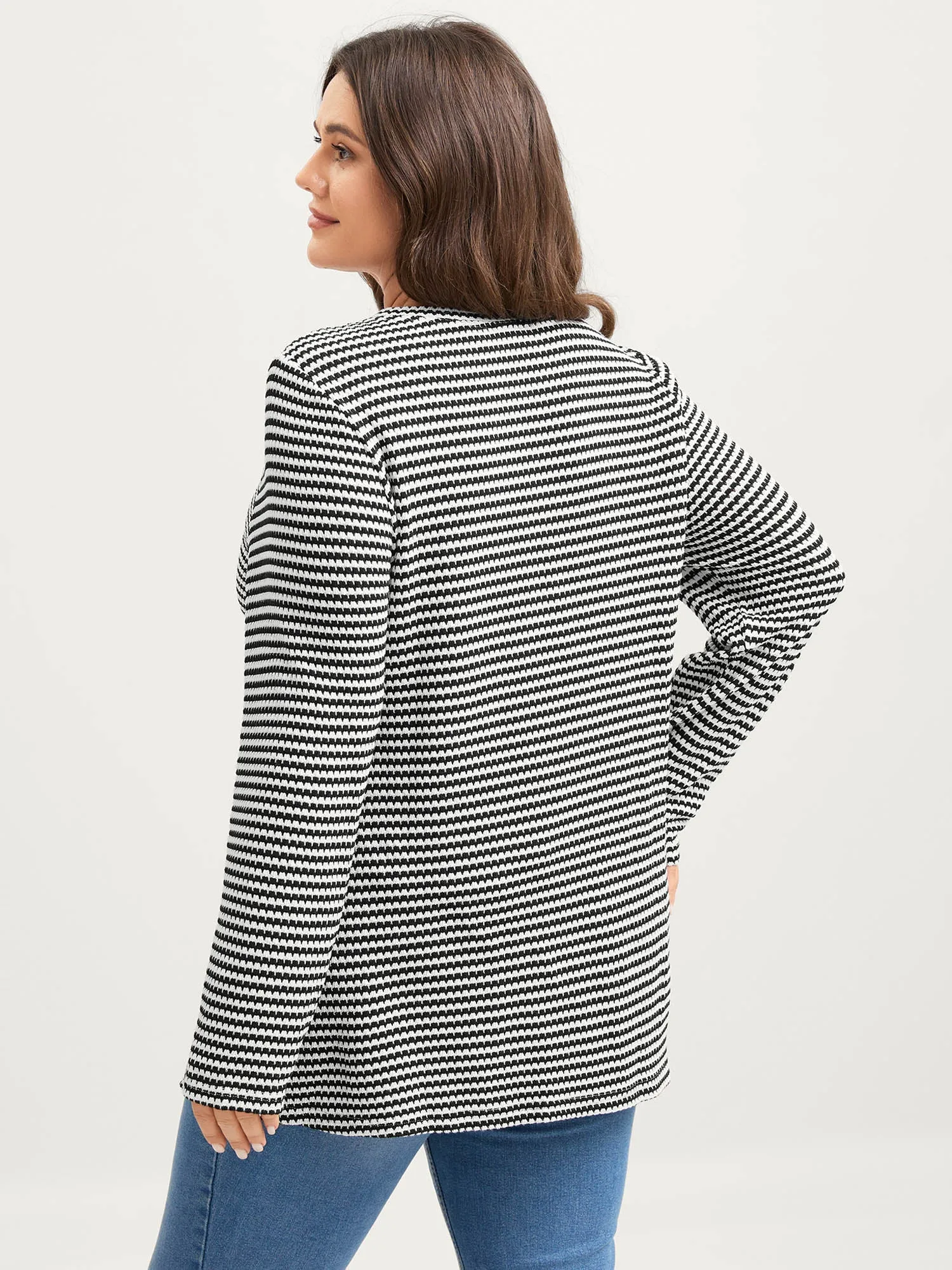 Geometric Texture Split Hem T-Shirt sold by Bloomchic product image thumbnail 5