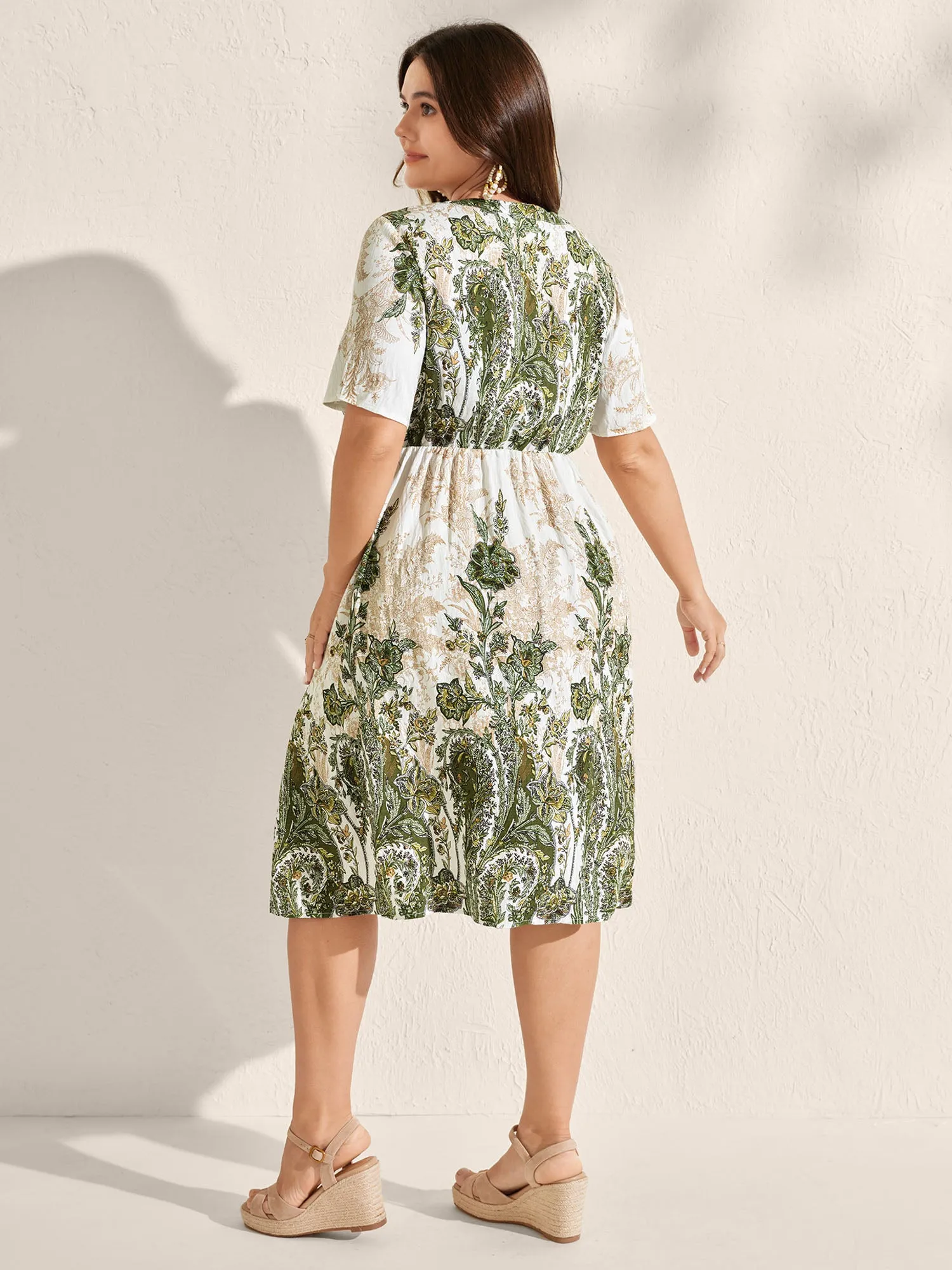 Paisley Print Notched Neckline Midi Dress sold by Bloomchic product image thumbnail 4