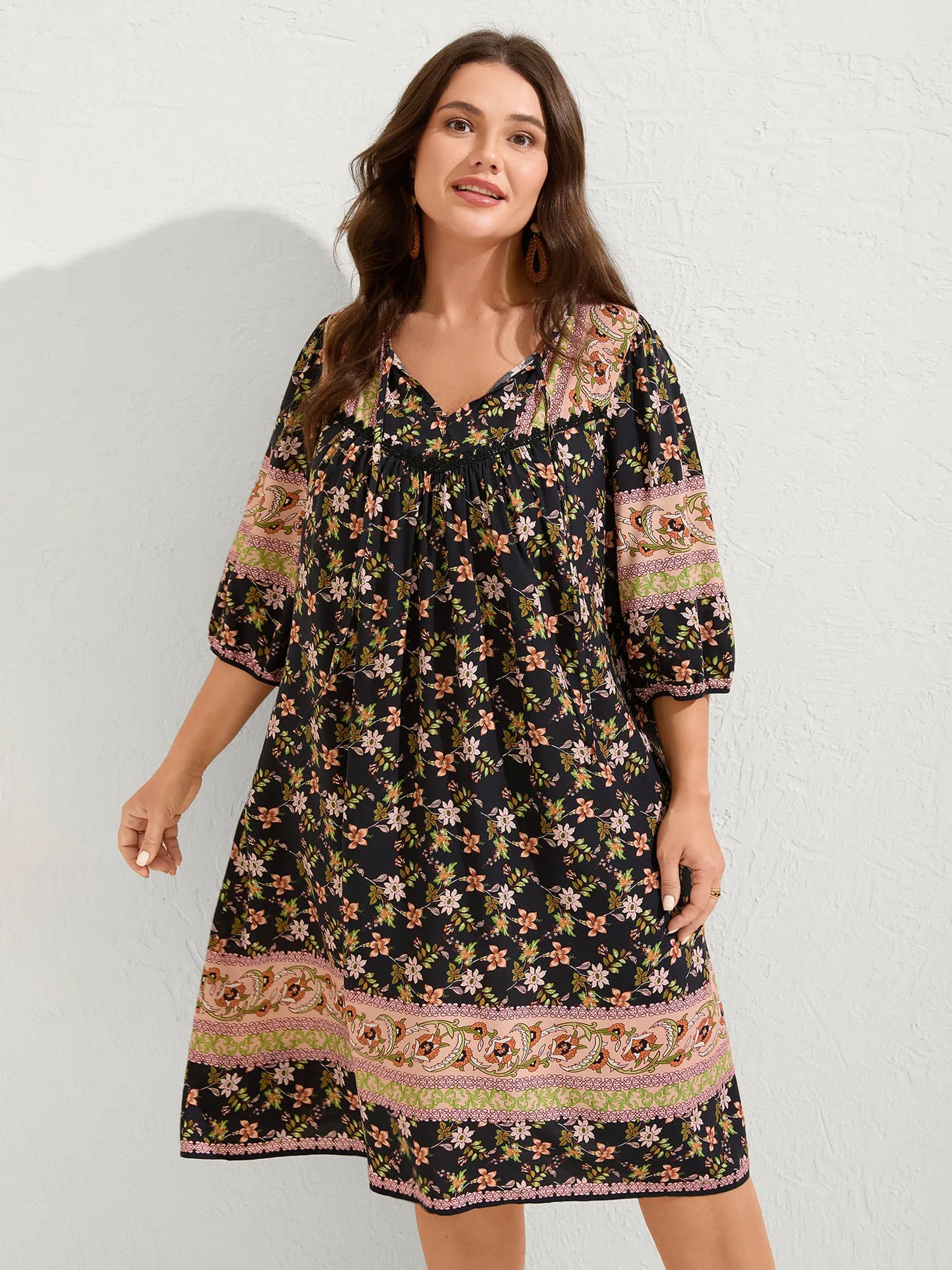 Floral Print Puffy Sleeve Pleated Midi Dress sold by Bloomchic product image thumbnail 3