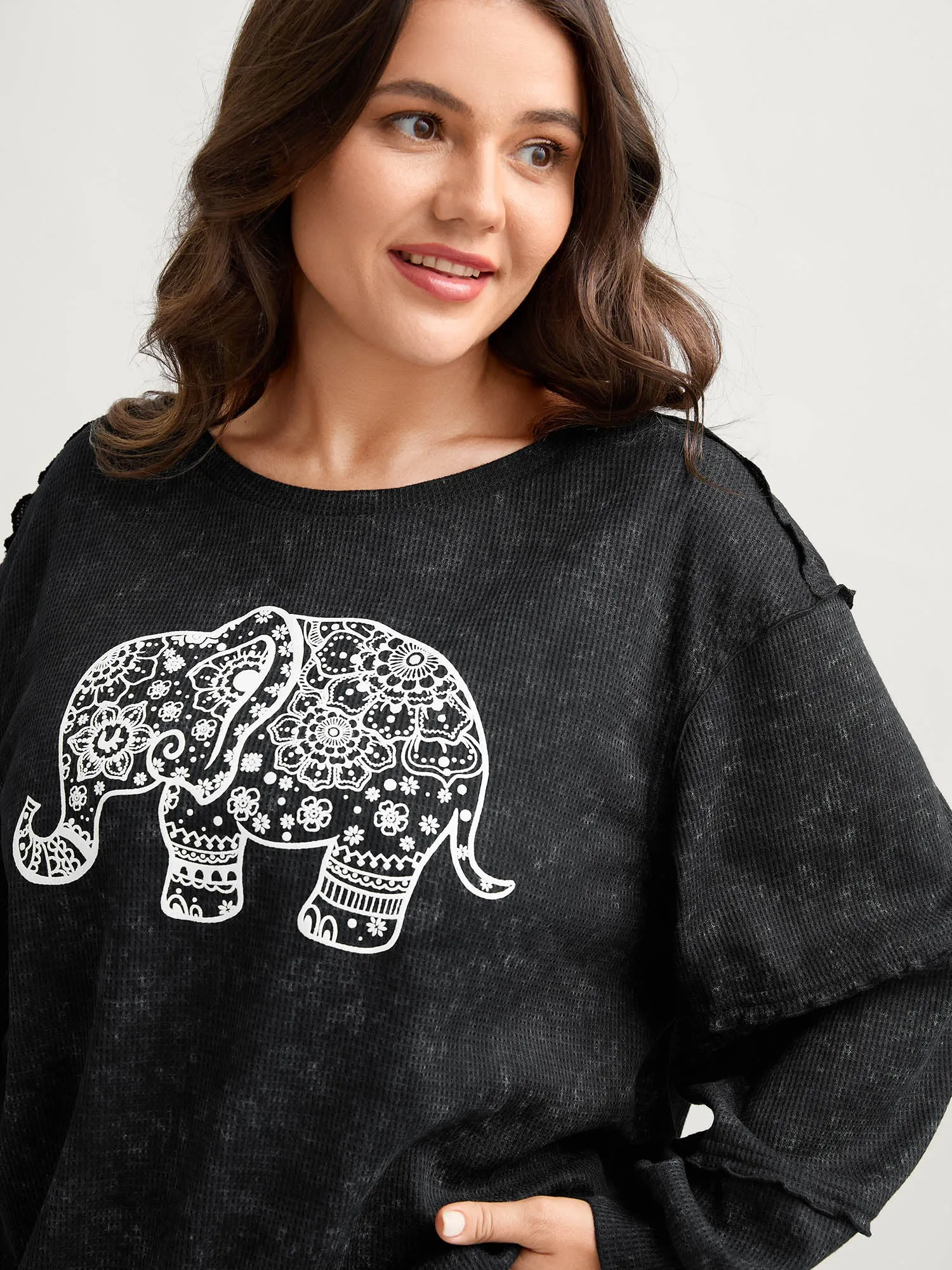 Vintage Elephant Motif Waffle Woven Sweatshirt sold by Bloomchic product image thumbnail 2