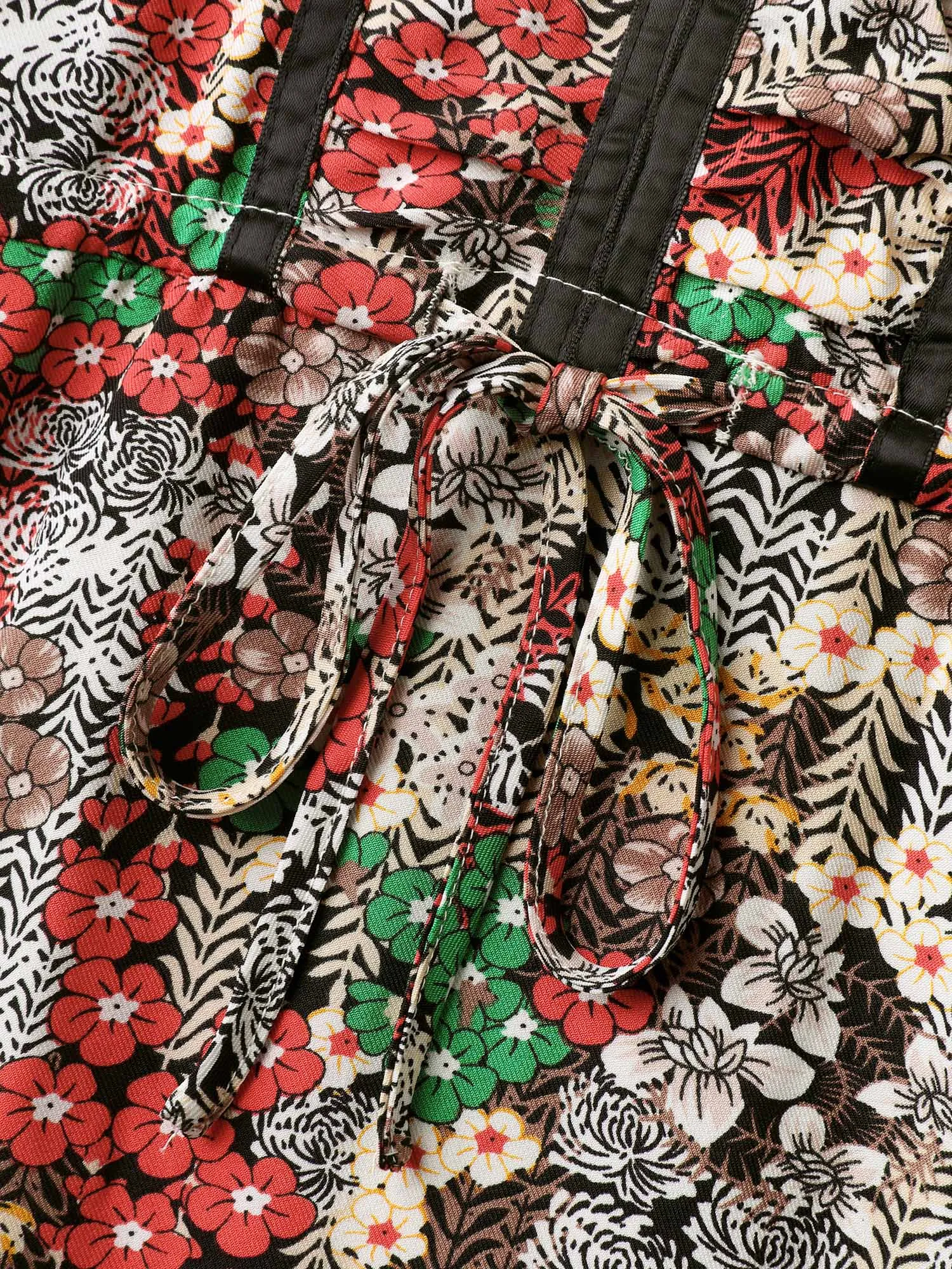 Floral Print Drawstring Waist Pockets Midi Dress sold by Bloomchic product image thumbnail 5