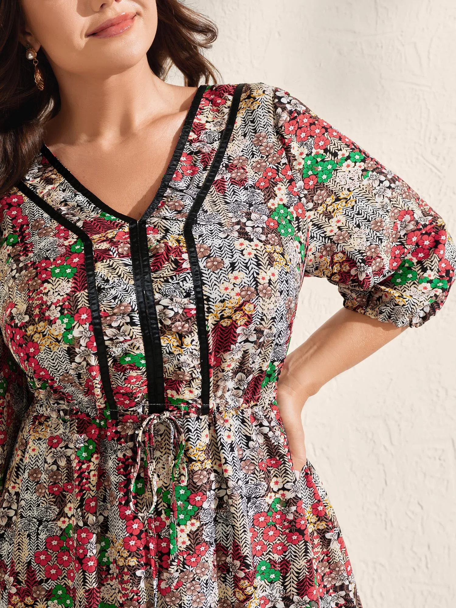 Floral Print Drawstring Waist Pockets Midi Dress sold by Bloomchic product image thumbnail 3