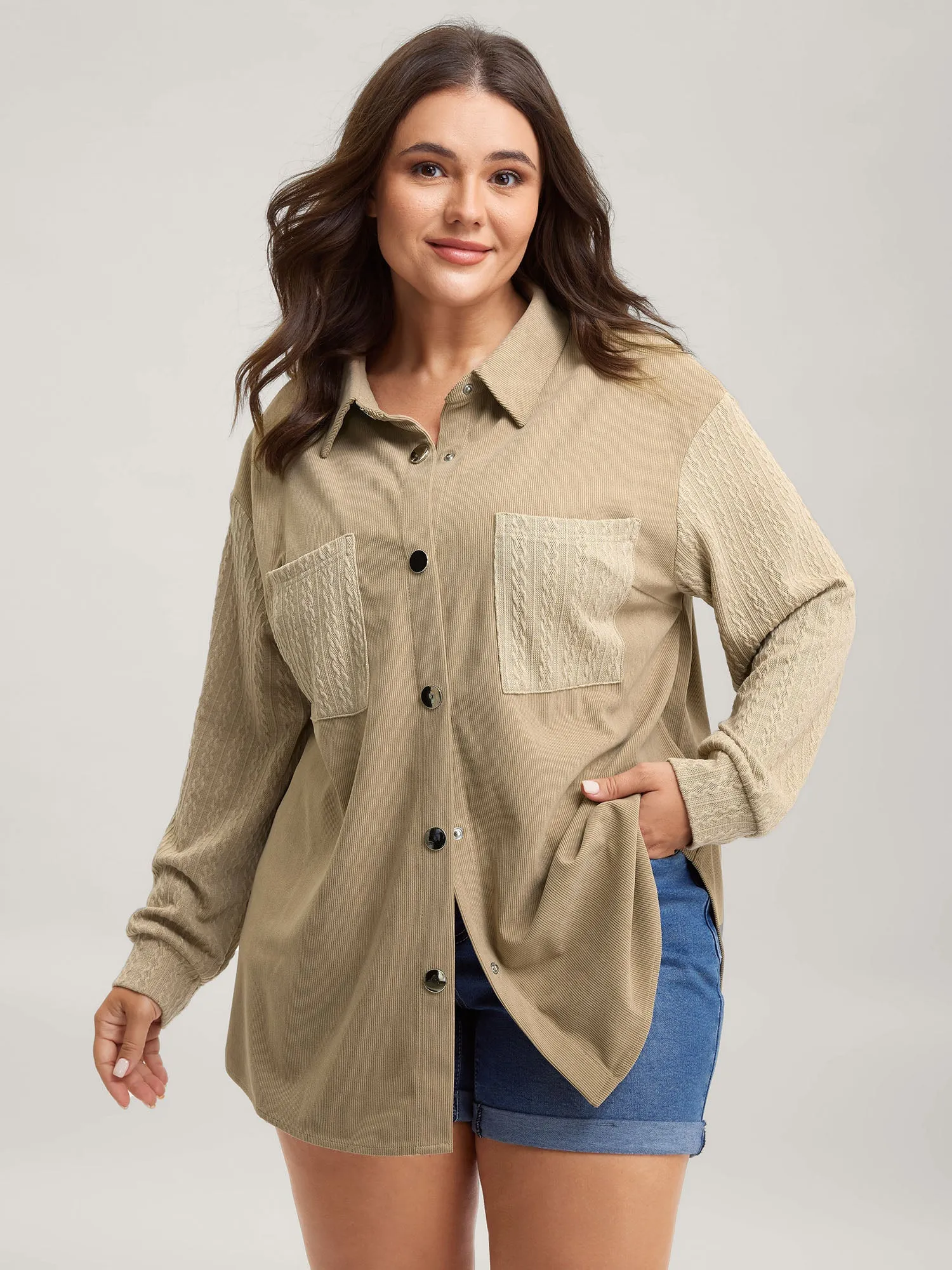 High-Low Hem Color Contrast Jacket sold by Bloomchic product image thumbnail 4