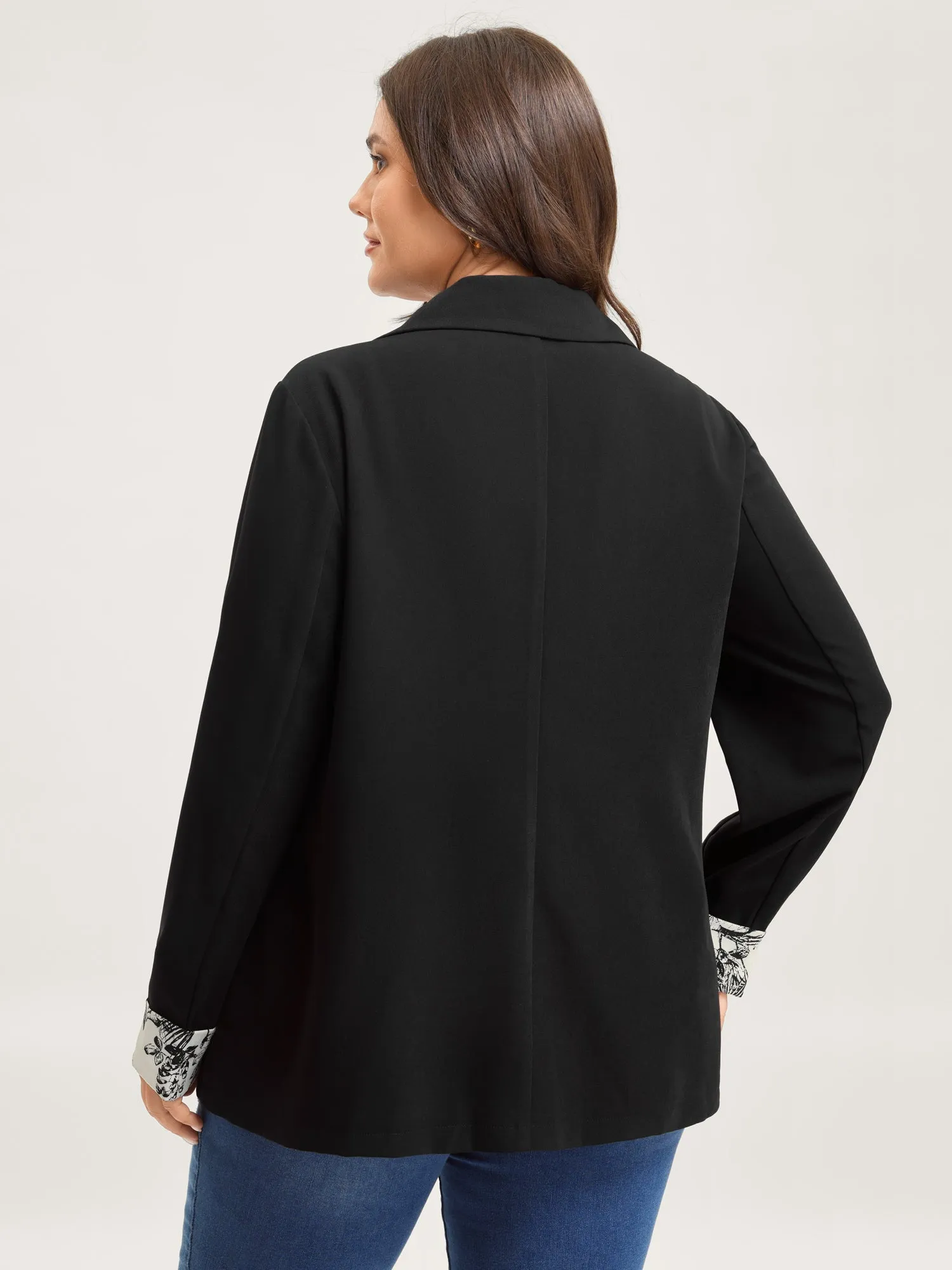 Contrast Sleeve Pockets Solid Blazer sold by Bloomchic product image thumbnail 4