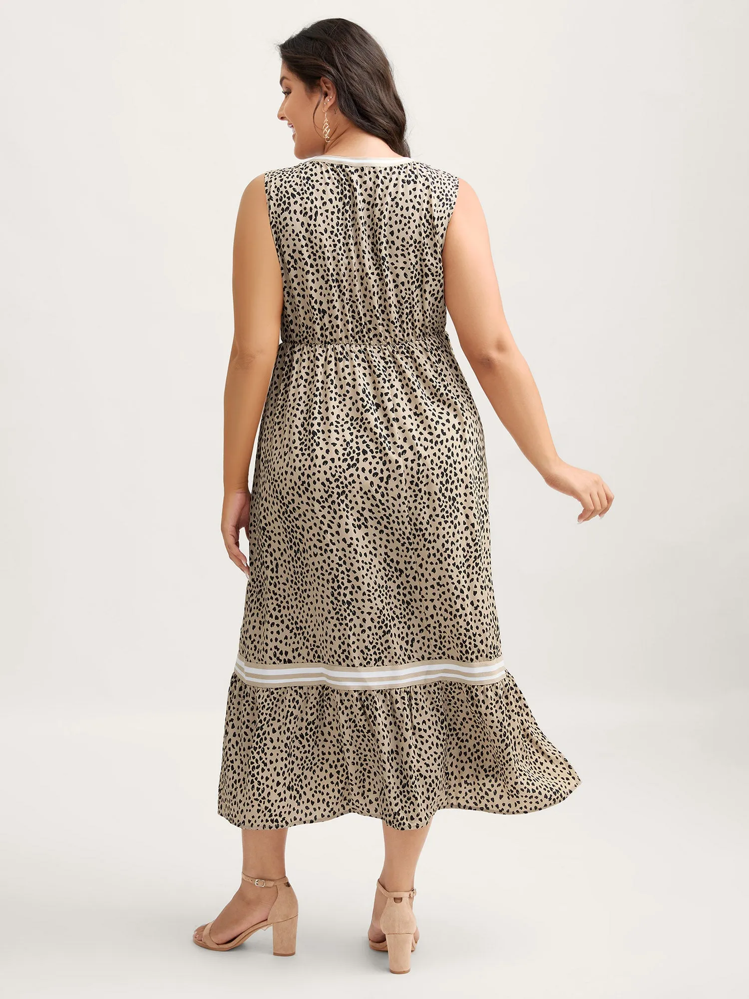 Leopard Print V-Neck Pockets Midi Dress sold by Bloomchic product image thumbnail 4