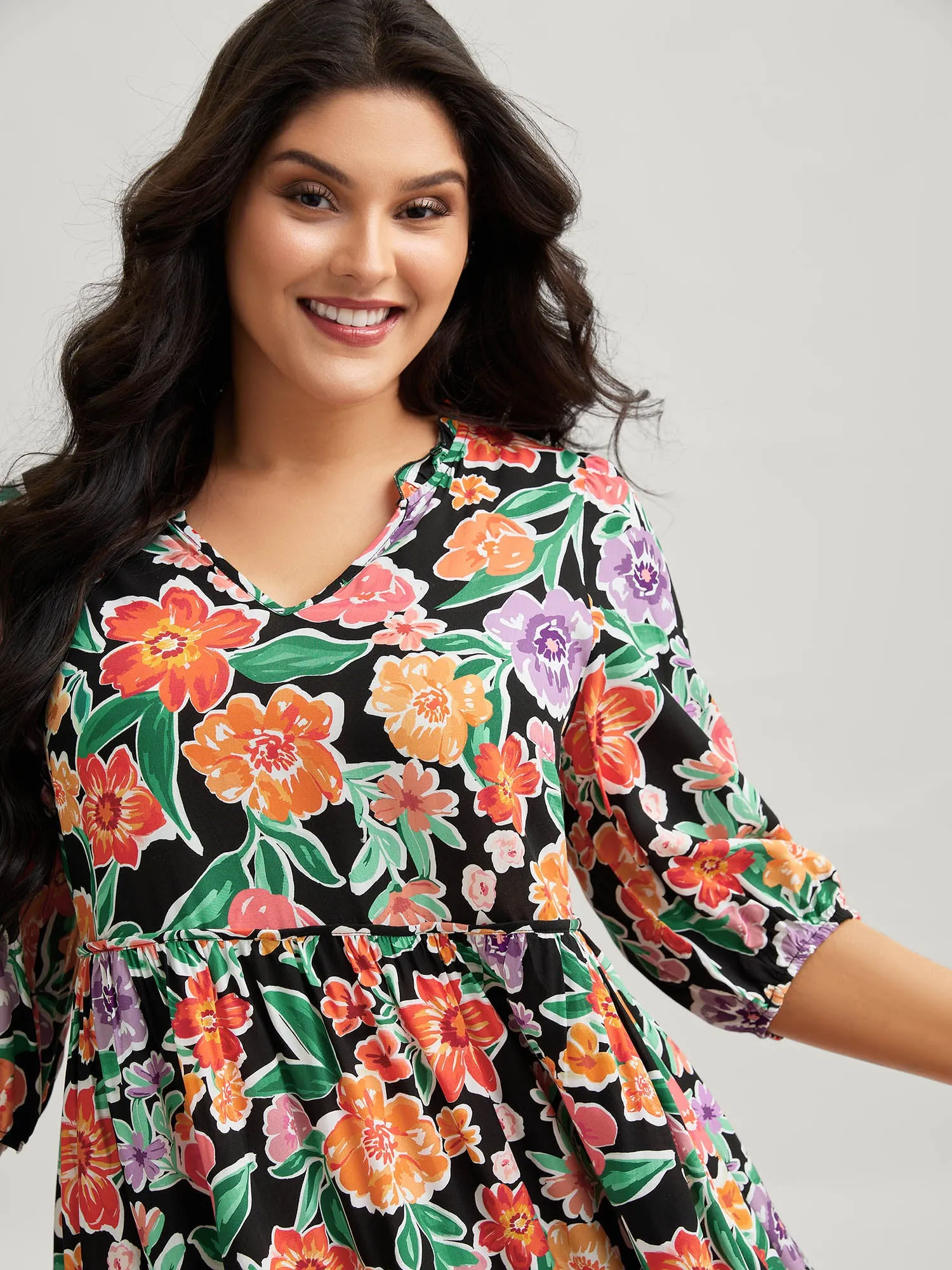 Colorful Floral Print Pockets Knee-Length Dress sold by Bloomchic product image thumbnail 2