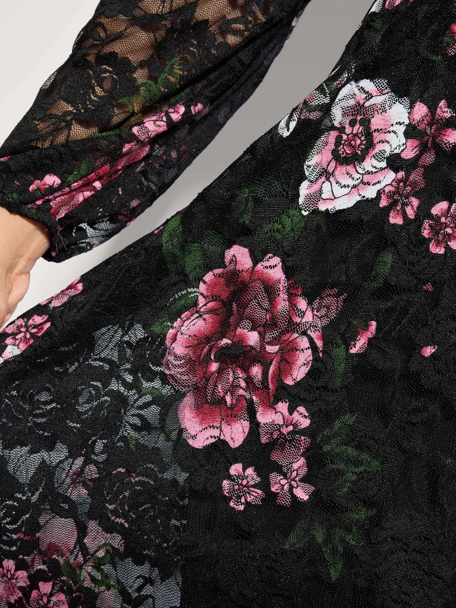 Floral Lace Trim Stretchy Waist Midi Dress sold by Bloomchic product image thumbnail 3