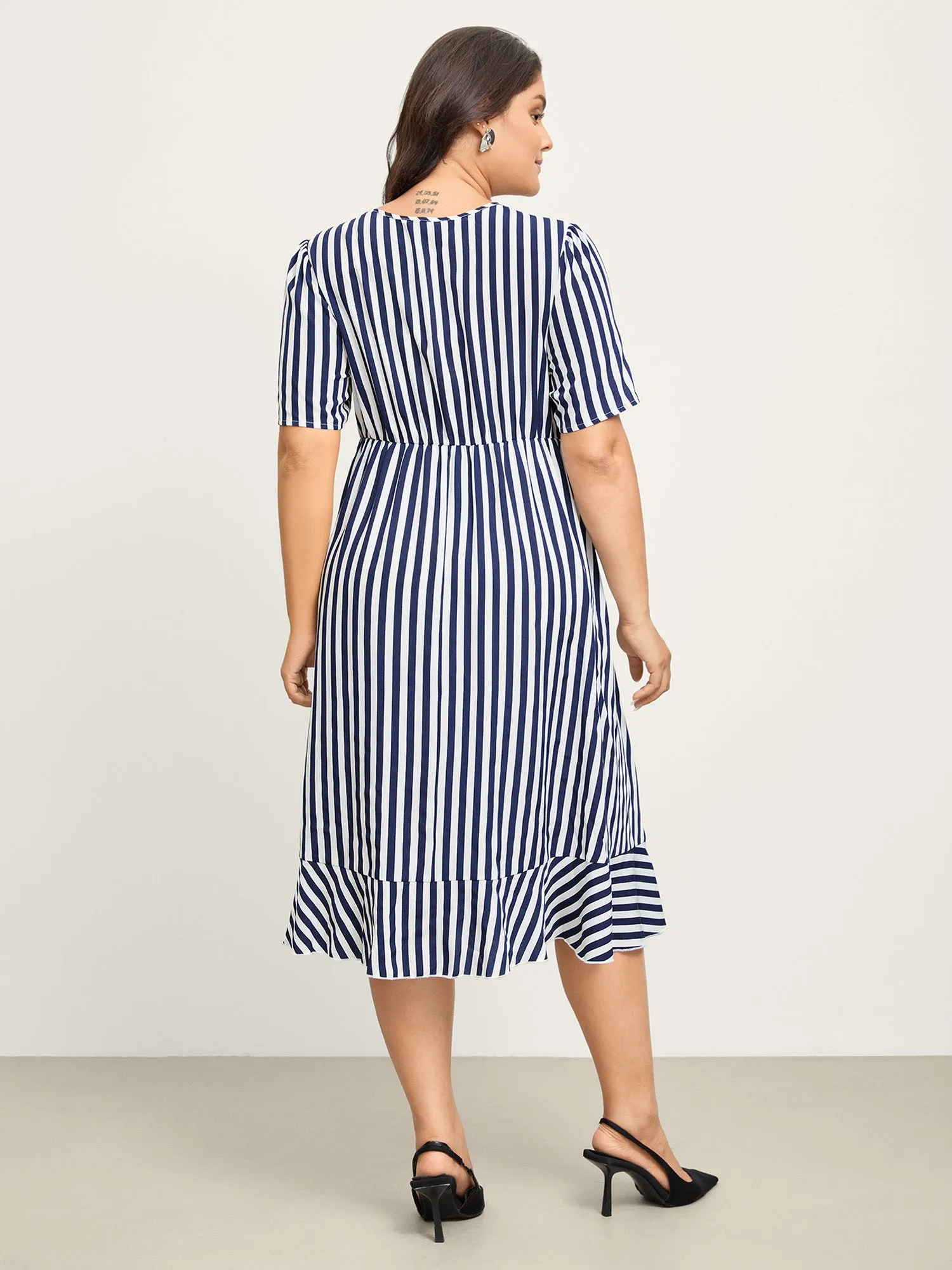 Irregular Stripes High-Waist Pockets Midi Dress sold by Bloomchic product image thumbnail 4