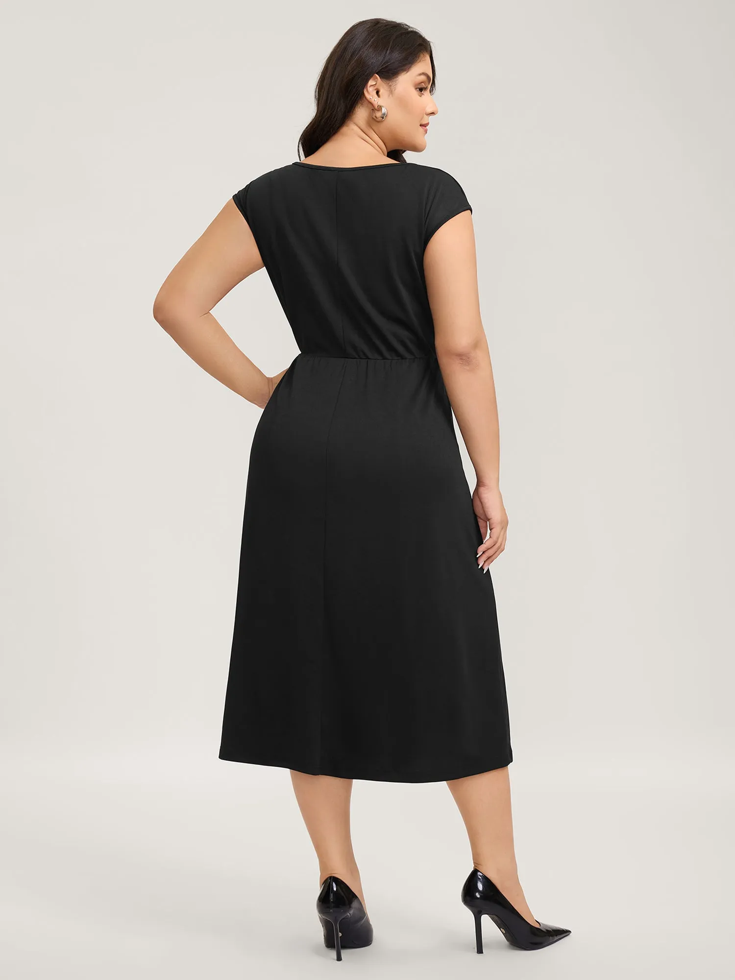 Stretchy Waist Pleated Midi Dress sold by Bloomchic product image thumbnail 5