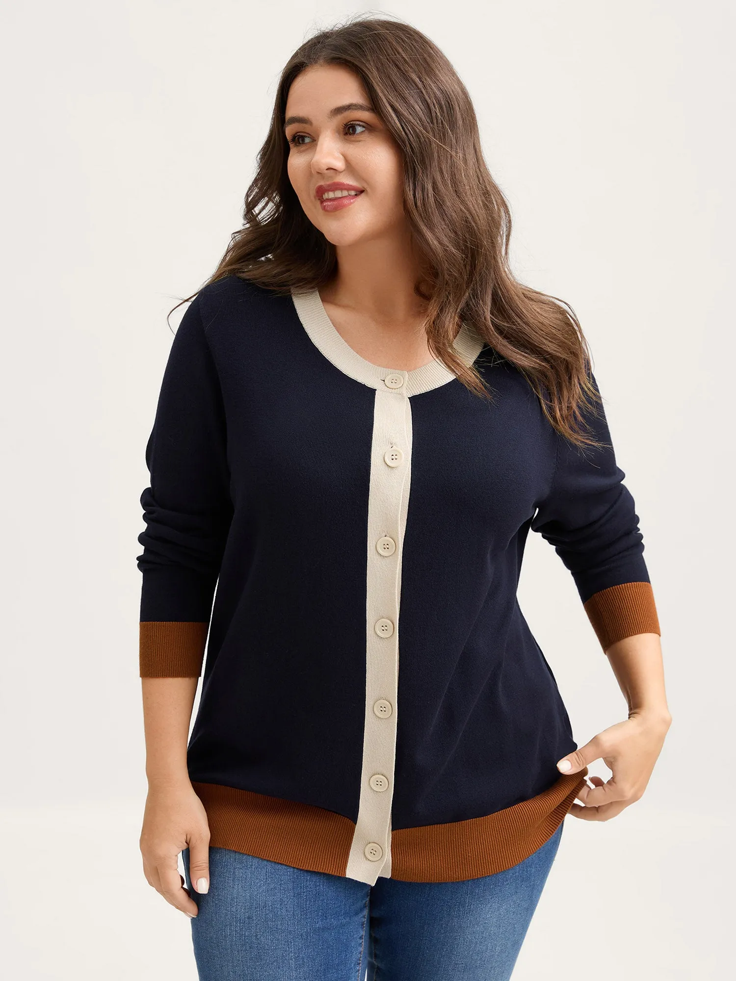 Supersoft Color Contrast Button-Down Knit Cardigan sold by Bloomchic product image thumbnail 4