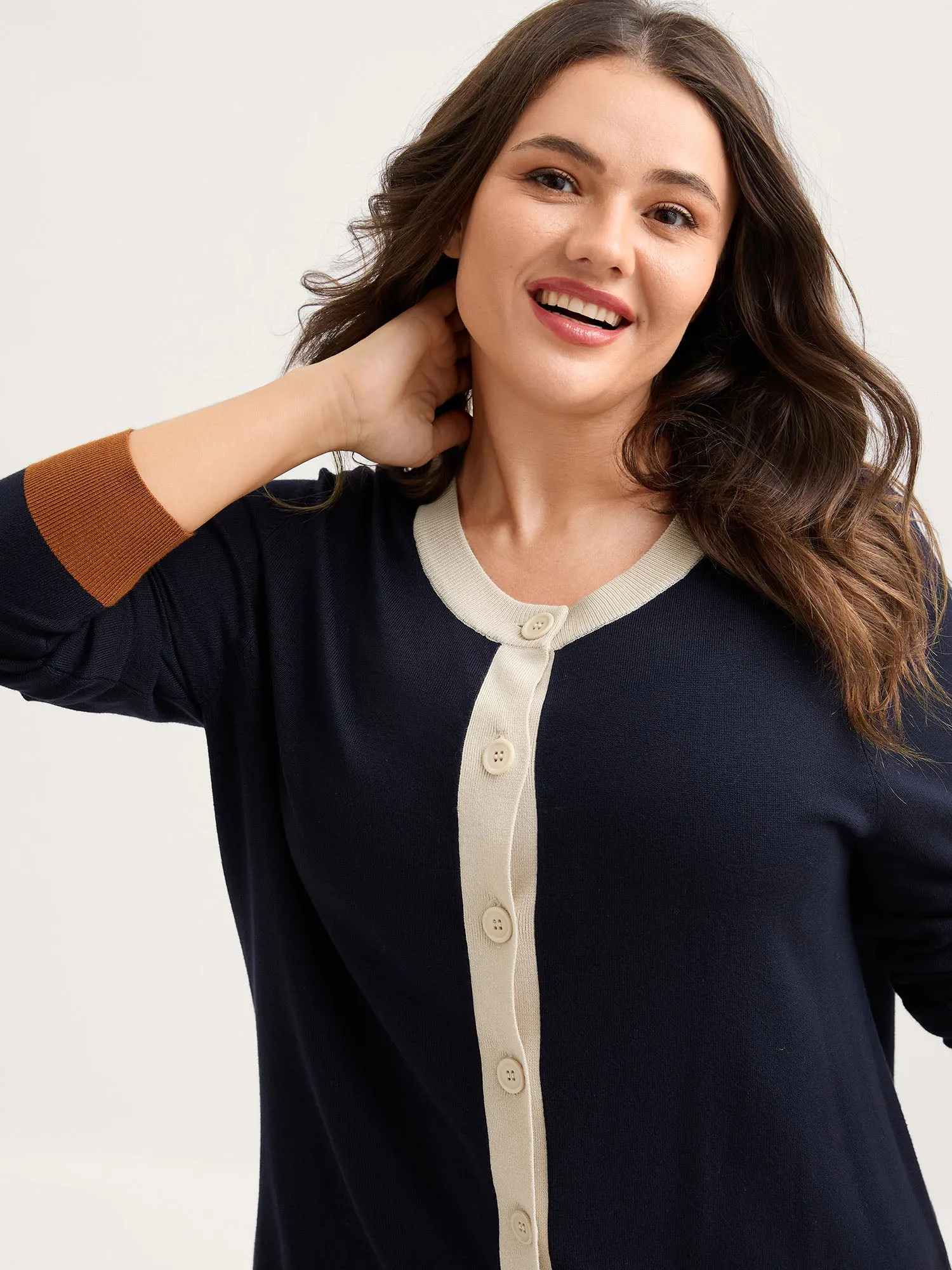 Supersoft Color Contrast Button-Down Knit Cardigan sold by Bloomchic product image thumbnail 2