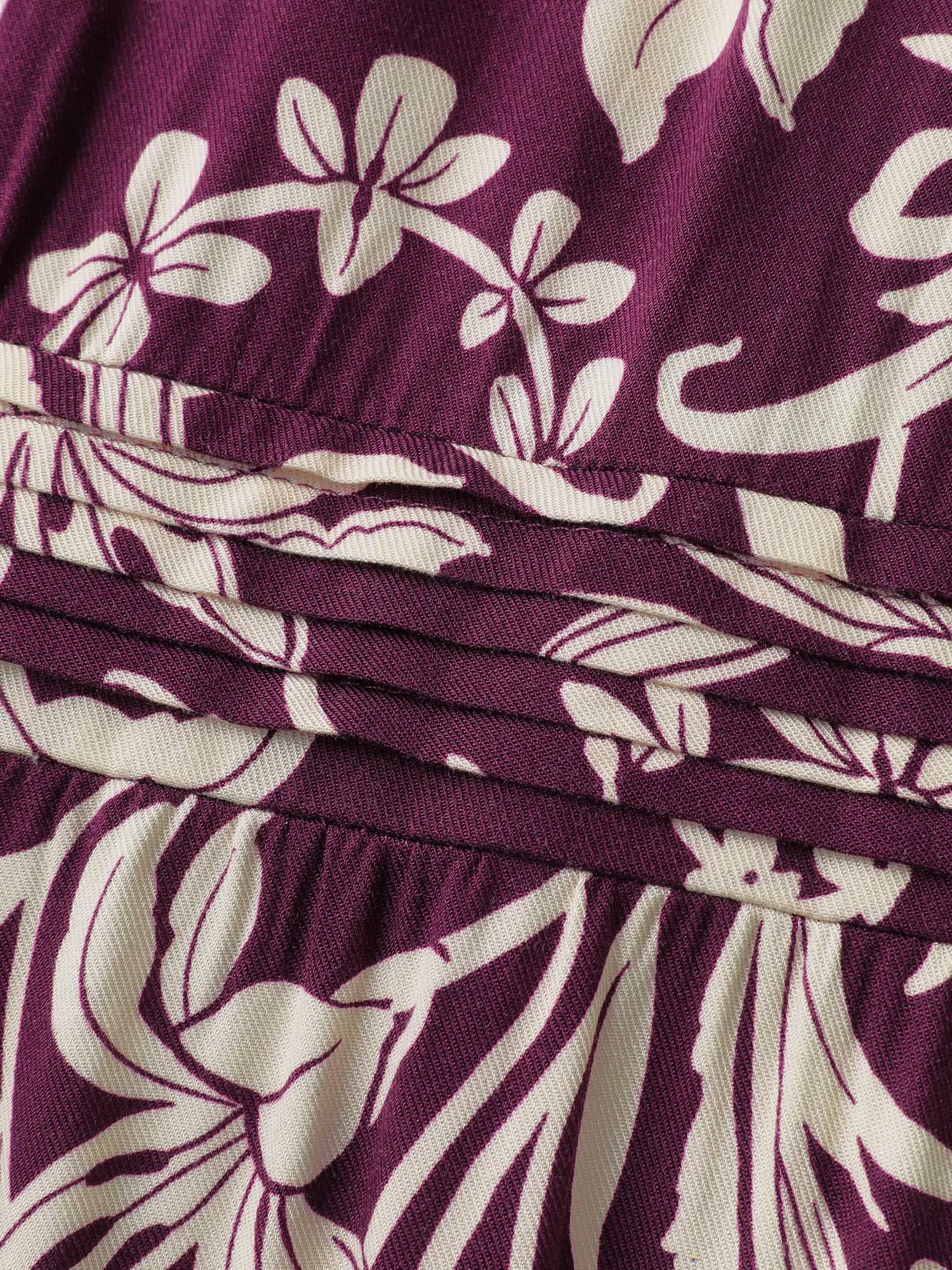 Supersoft Floral Print Toothpick Pleats Shirred Midi Dress sold by Bloomchic product image thumbnail 5