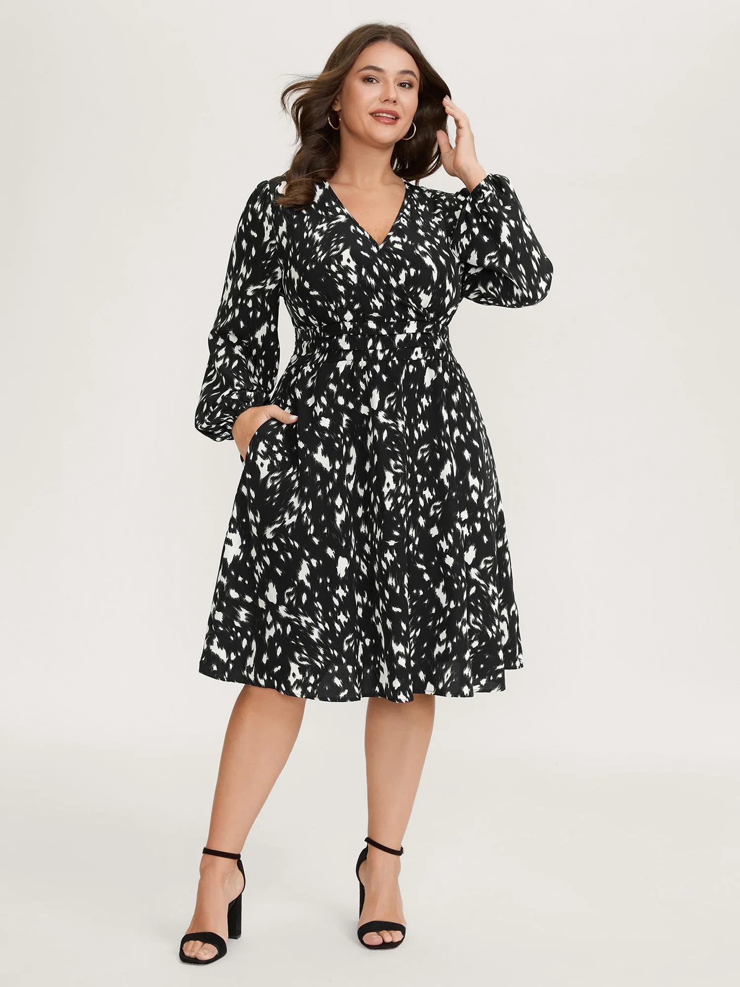 Leopard Print Pleated Waist Wrap Midi Dress sold by Bloomchic product image thumbnail 3