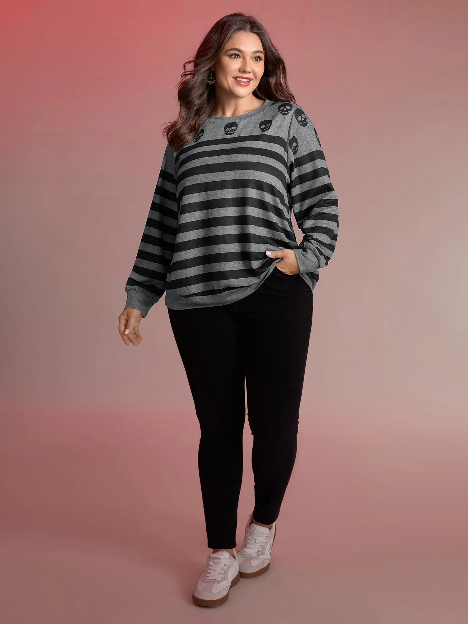 Skull Stripe Print Crewneck Sweatshirt sold by Bloomchic product image thumbnail 3