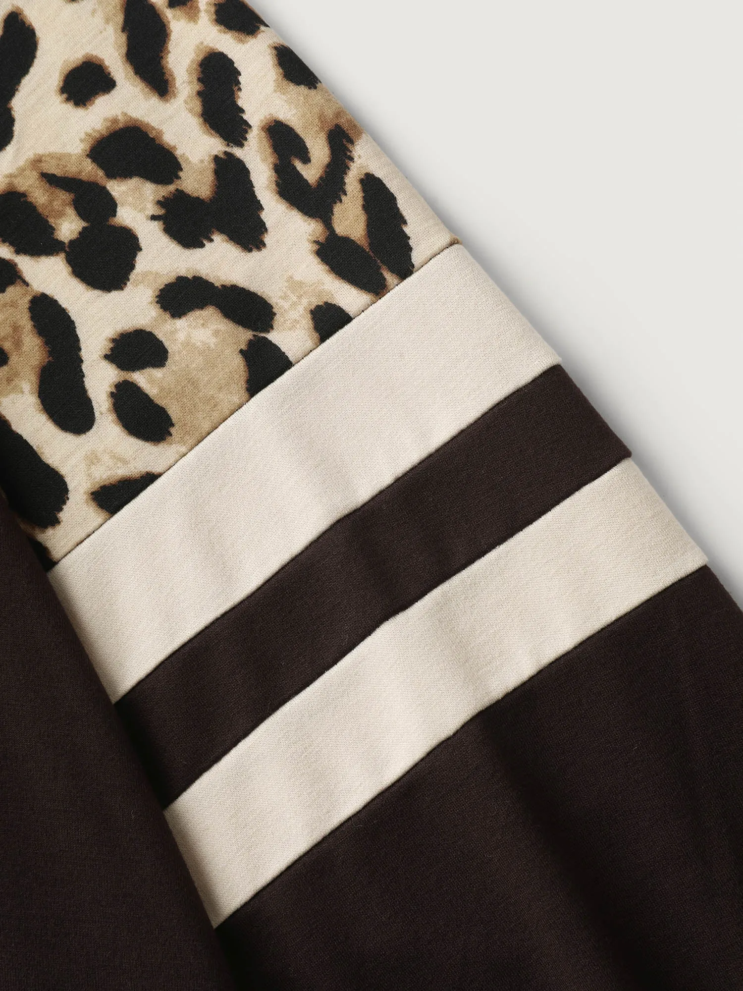 Leopard Print Stretchy Hem Contrast Sweatshirt sold by Bloomchic product image thumbnail 5