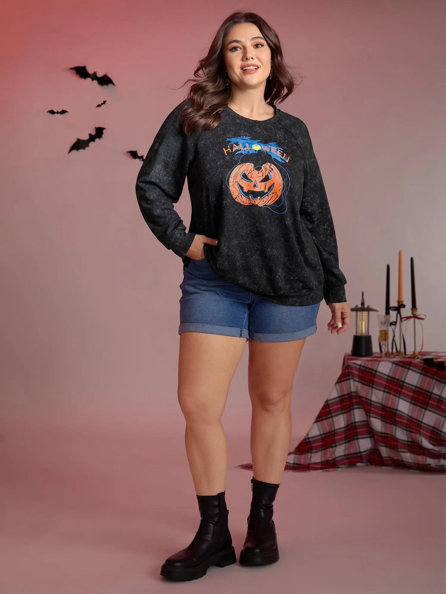 Creepy Pumpkin Motif Snowflake Effect Sweatshirt sold by Bloomchic product image thumbnail 3