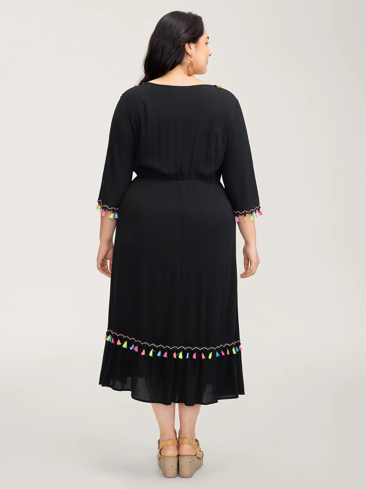 Floral Stretchy Embroidery Tassels Maxi Dress sold by Bloomchic product image thumbnail 4