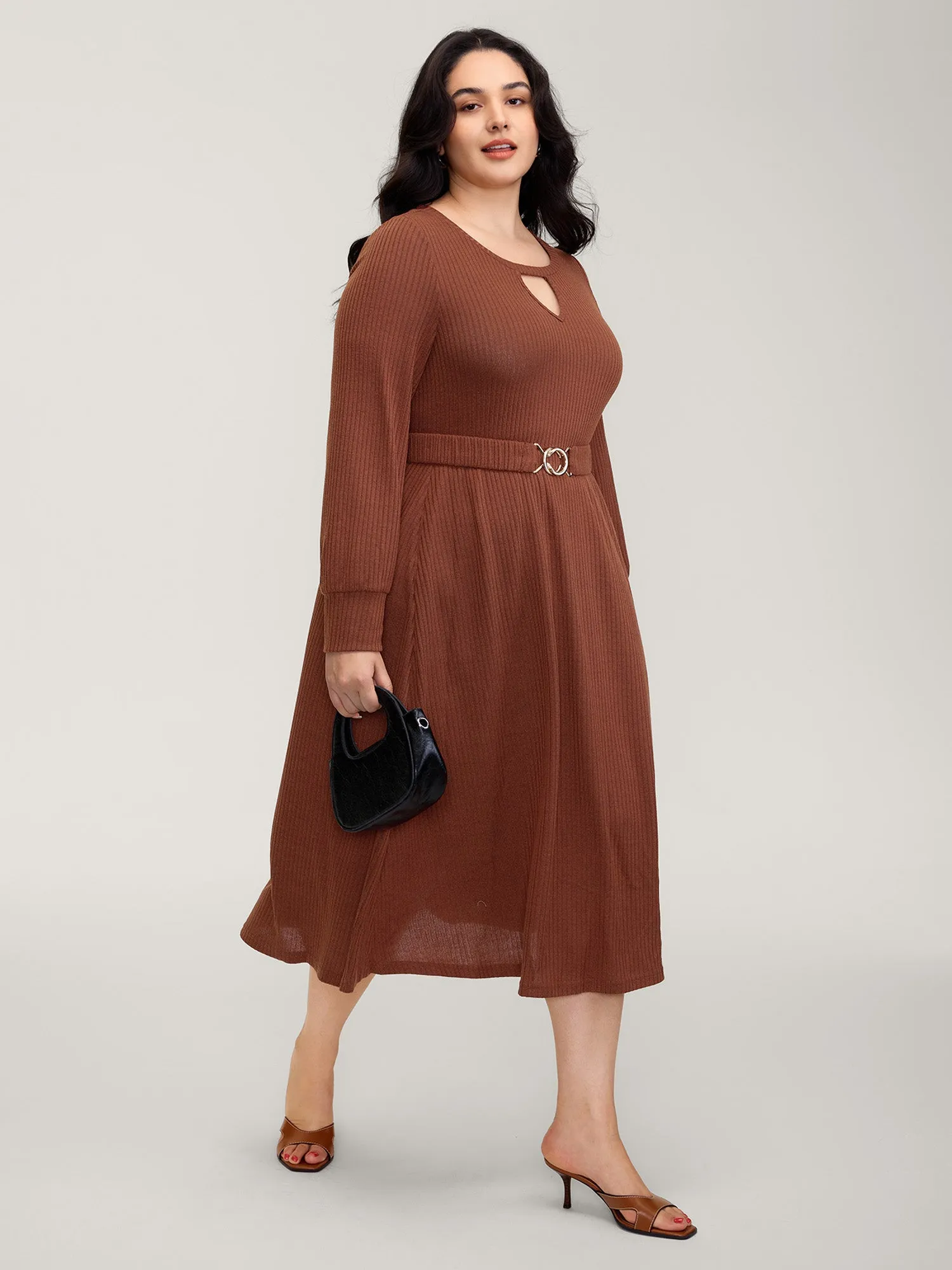 Heather Ribbed Stretchy Metal Buckle Maxi Dress sold by Bloomchic product image thumbnail 3