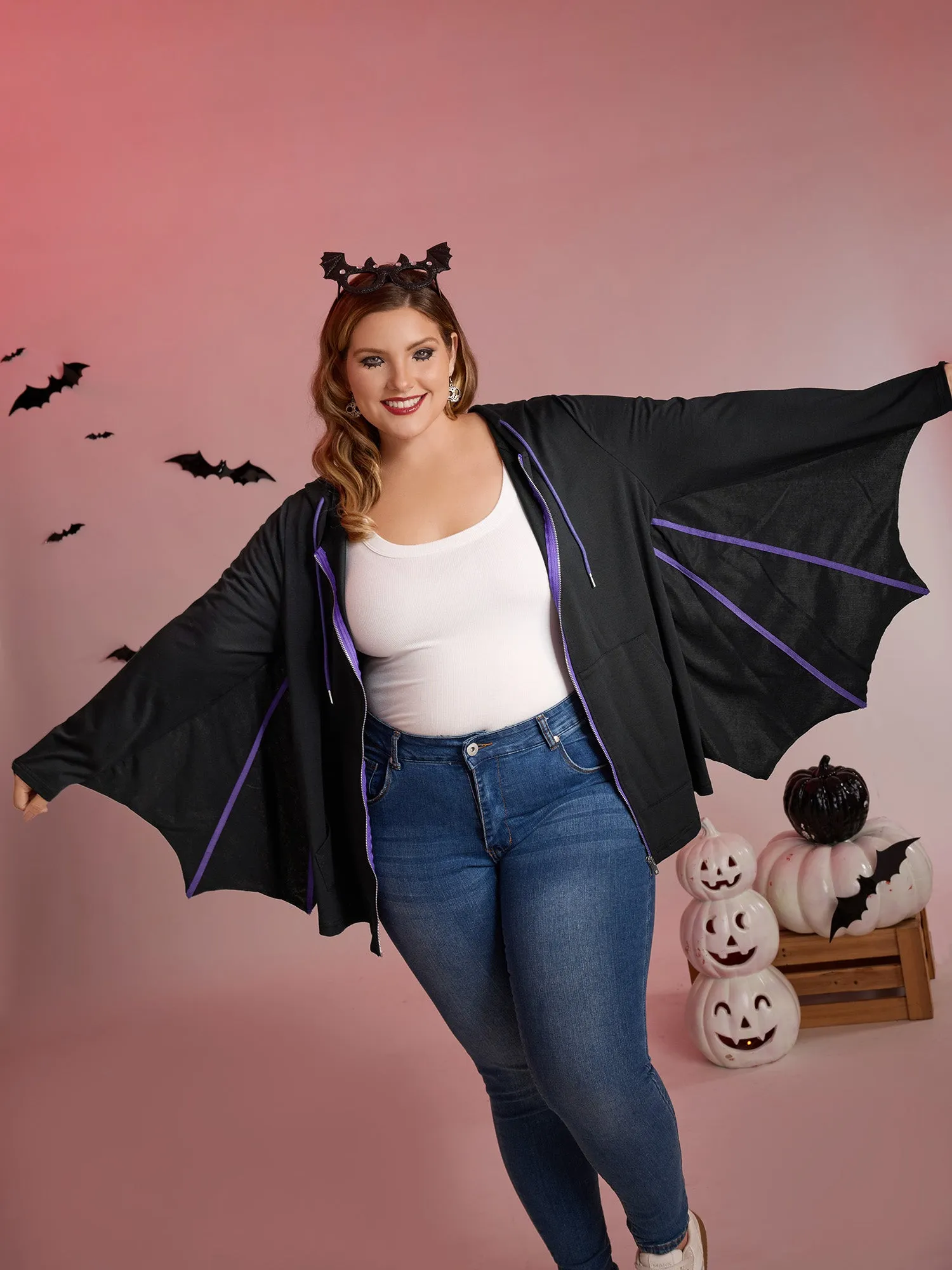 Bat-Shaped Contrast Stretchy Jacket sold by Bloomchic