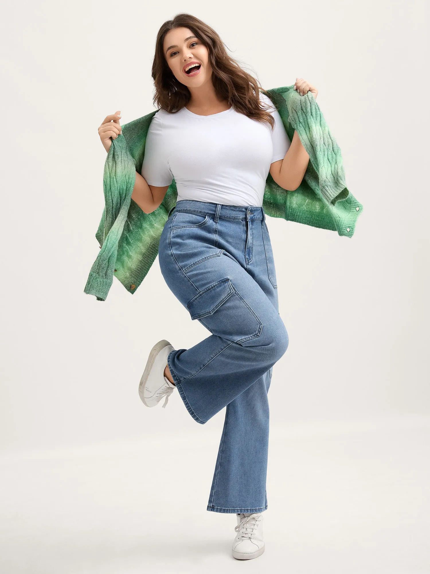 Retro Wash Flared Hem Jeans sold by Bloomchic