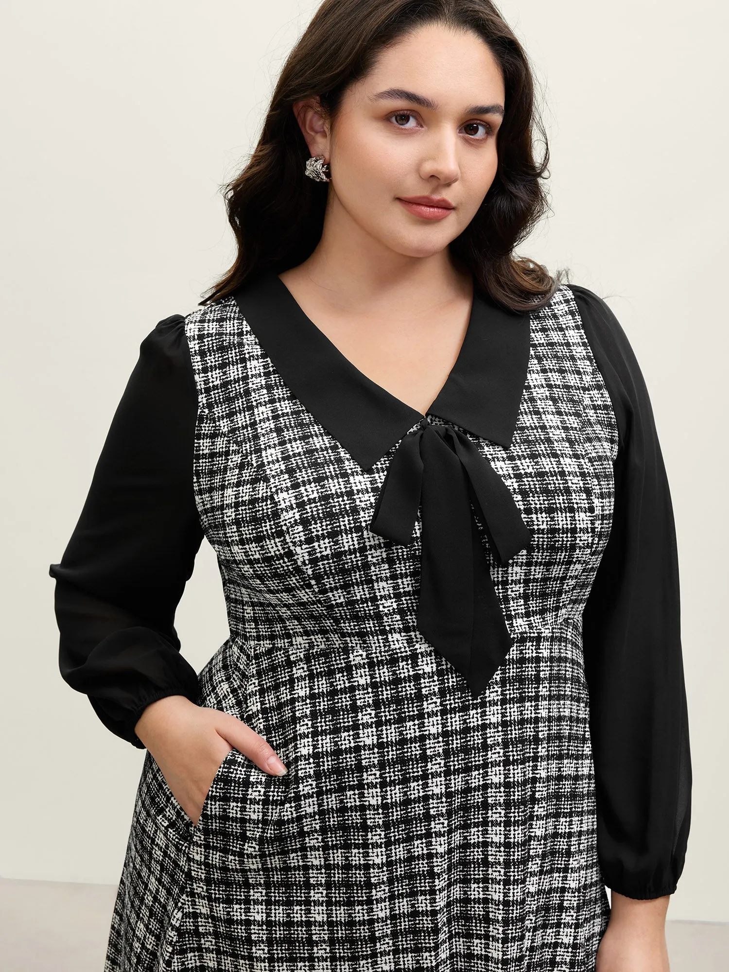 Plaid Stretchy Print Bow-Tie Midi Dress sold by Bloomchic product image thumbnail 2