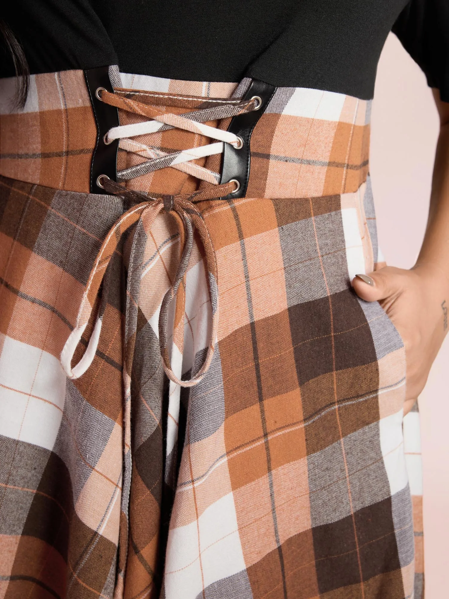 Halloween Plaid Wide Waistband Tie Midi Dress sold by Bloomchic product image thumbnail 4