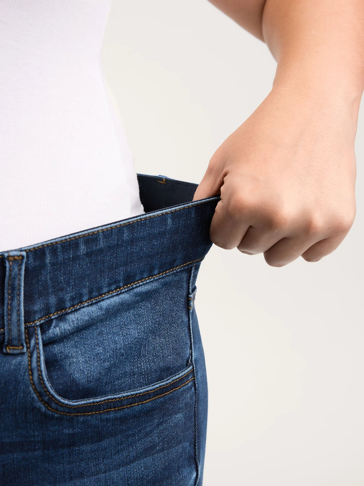 Stretchy Mid-Rise Skinny-Fit Jeans sold by Bloomchic product image thumbnail 3