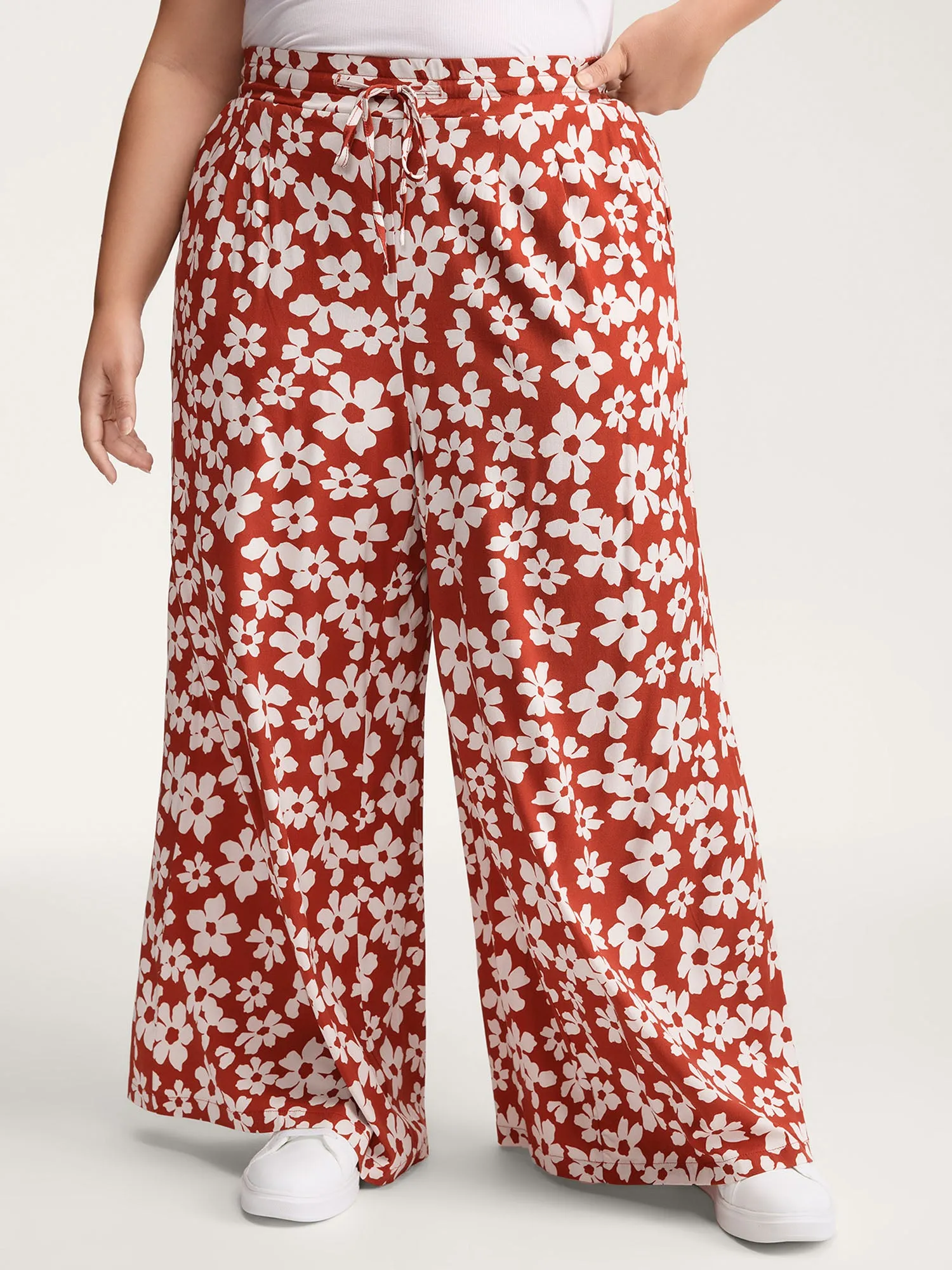 Floral Print Wide-Leg Drawstring Pants sold by Bloomchic product image thumbnail 2