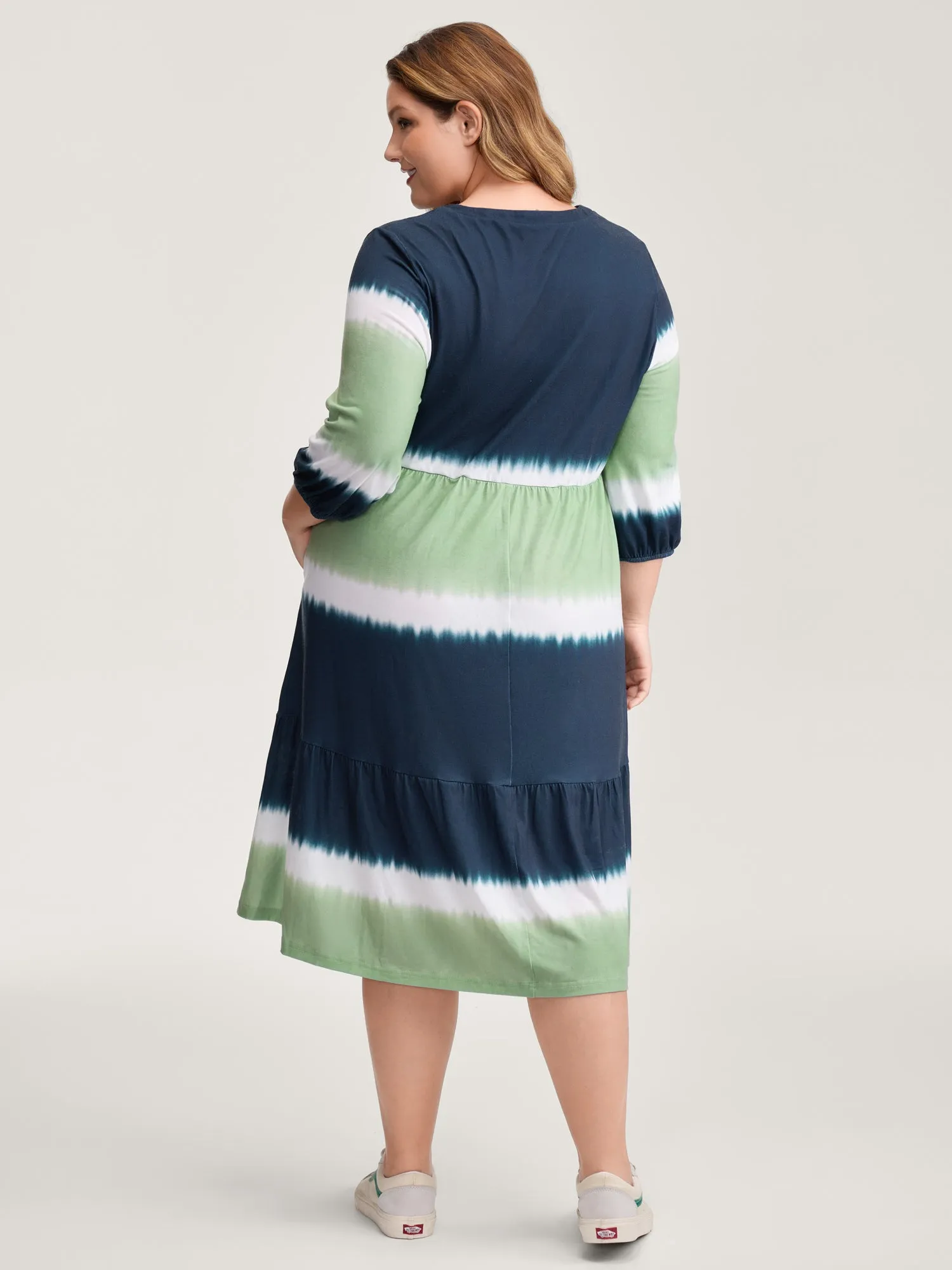 Cross-Tie Neckline Color Gradient Midi Dress sold by Bloomchic product image thumbnail 4