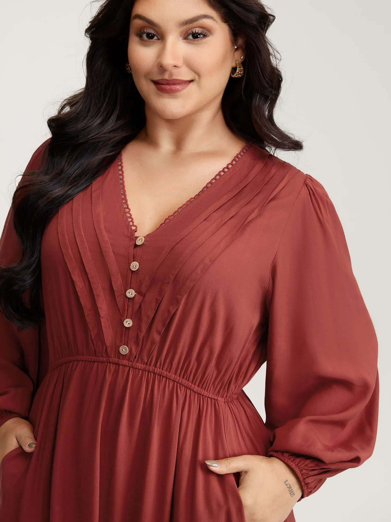 Pleated V-Neckline Tiered Maxi Dress sold by Bloomchic product image thumbnail 2