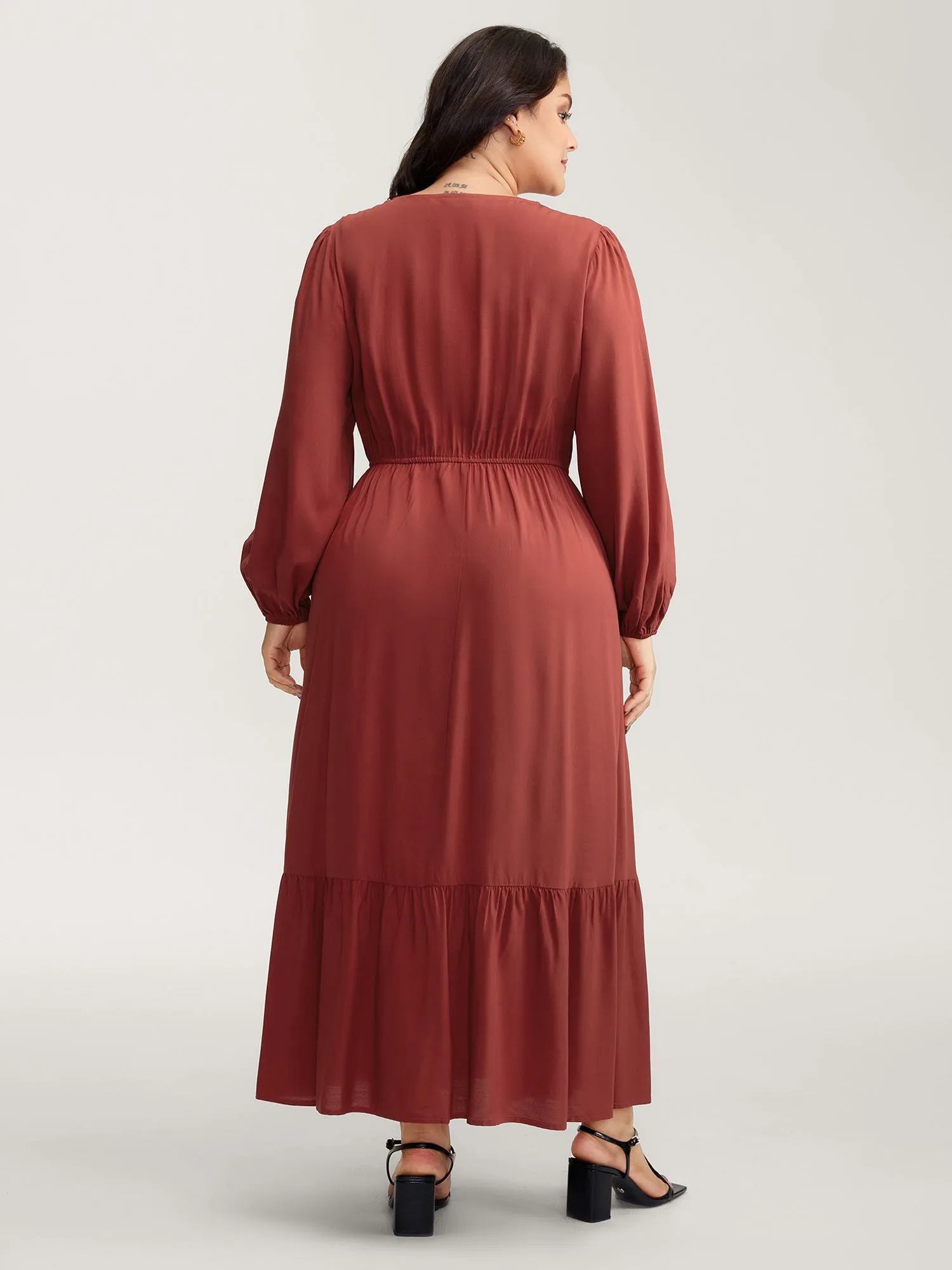 Pleated V-Neckline Tiered Maxi Dress sold by Bloomchic product image thumbnail 4