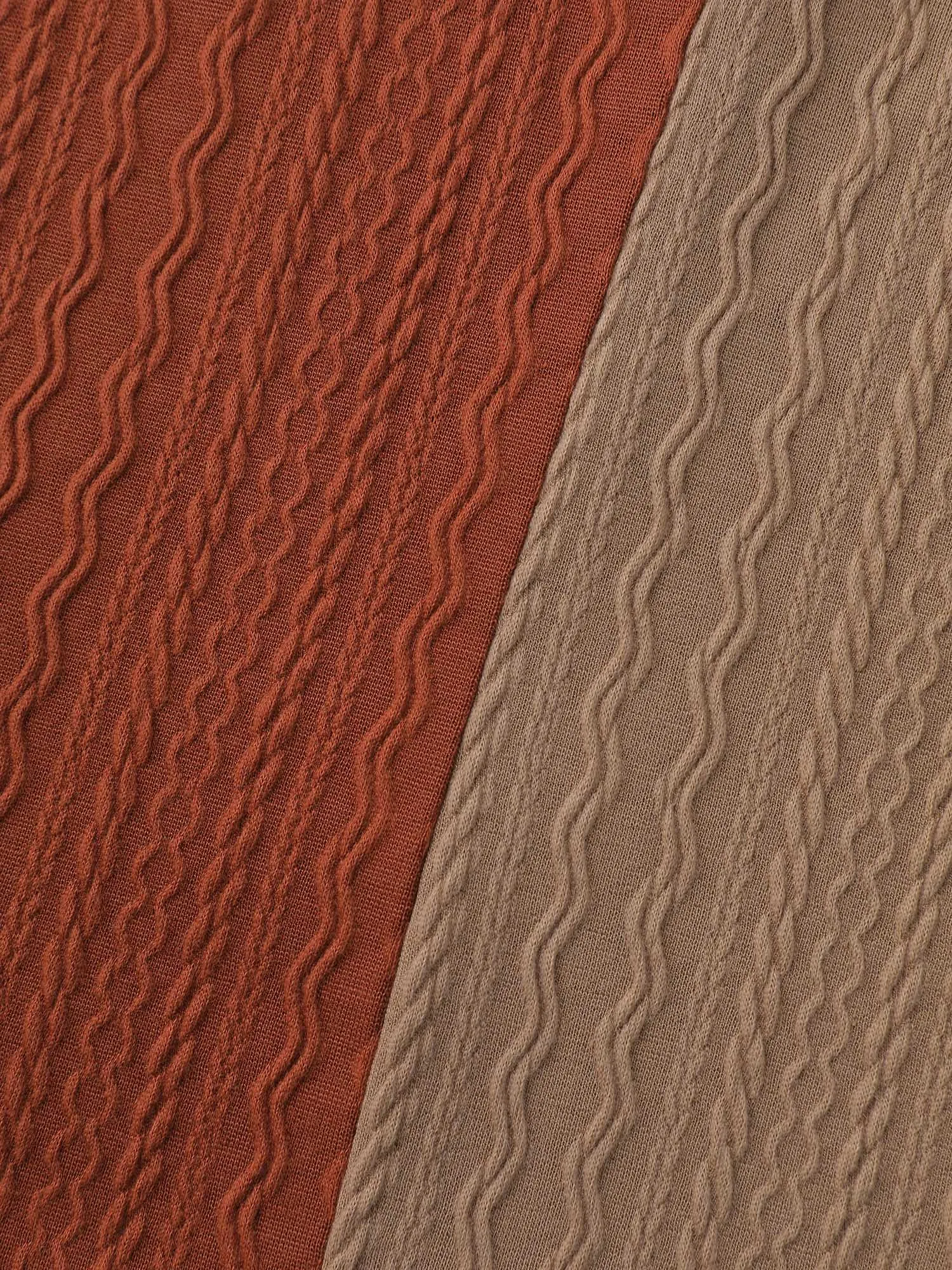 Colorblock Textured V-Neck T-Shirt sold by Bloomchic product image thumbnail 5