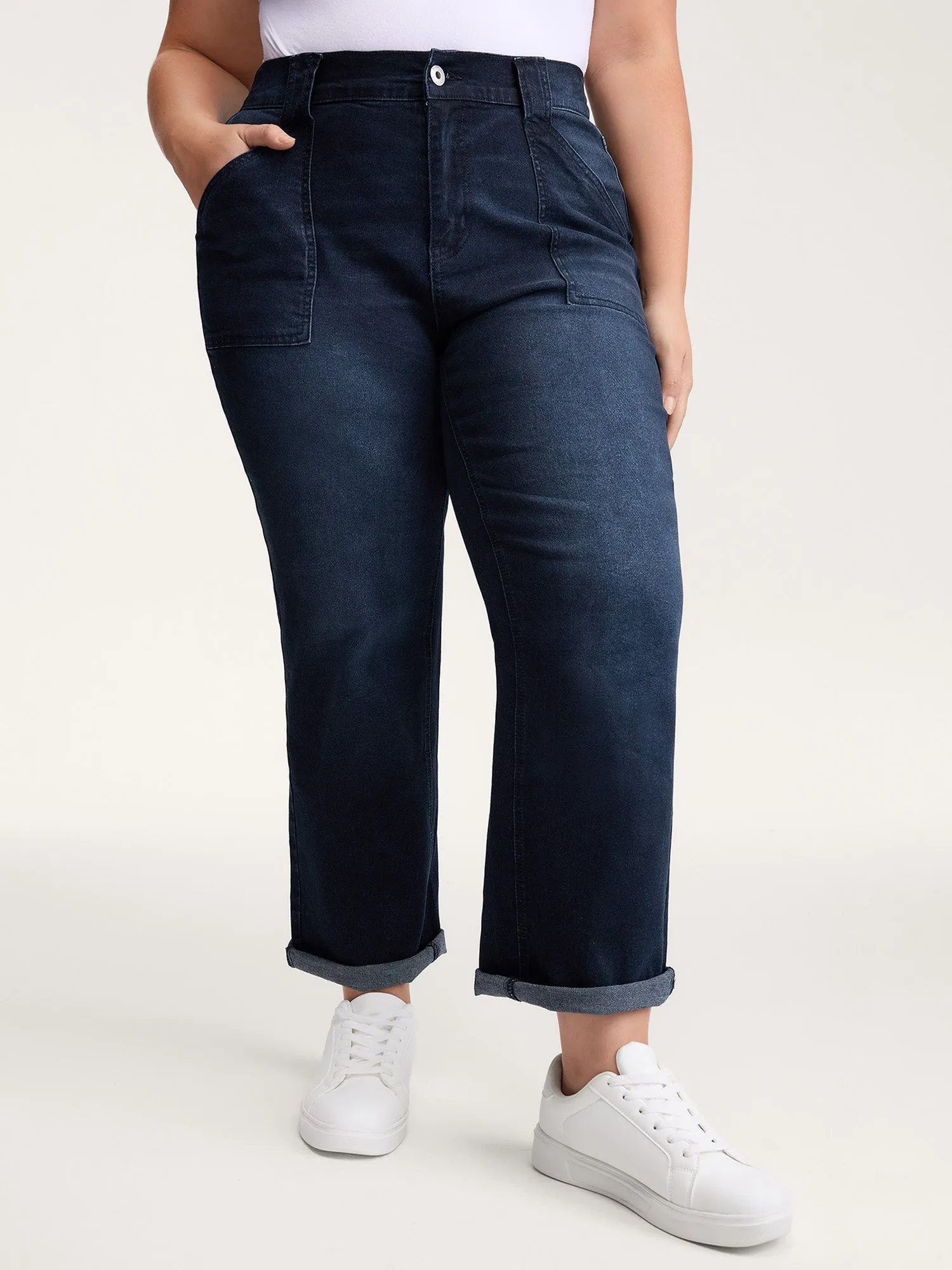 Supersoft Front Pockets Straight-Leg Mid-Rise Jeans sold by Bloomchic product image thumbnail 4