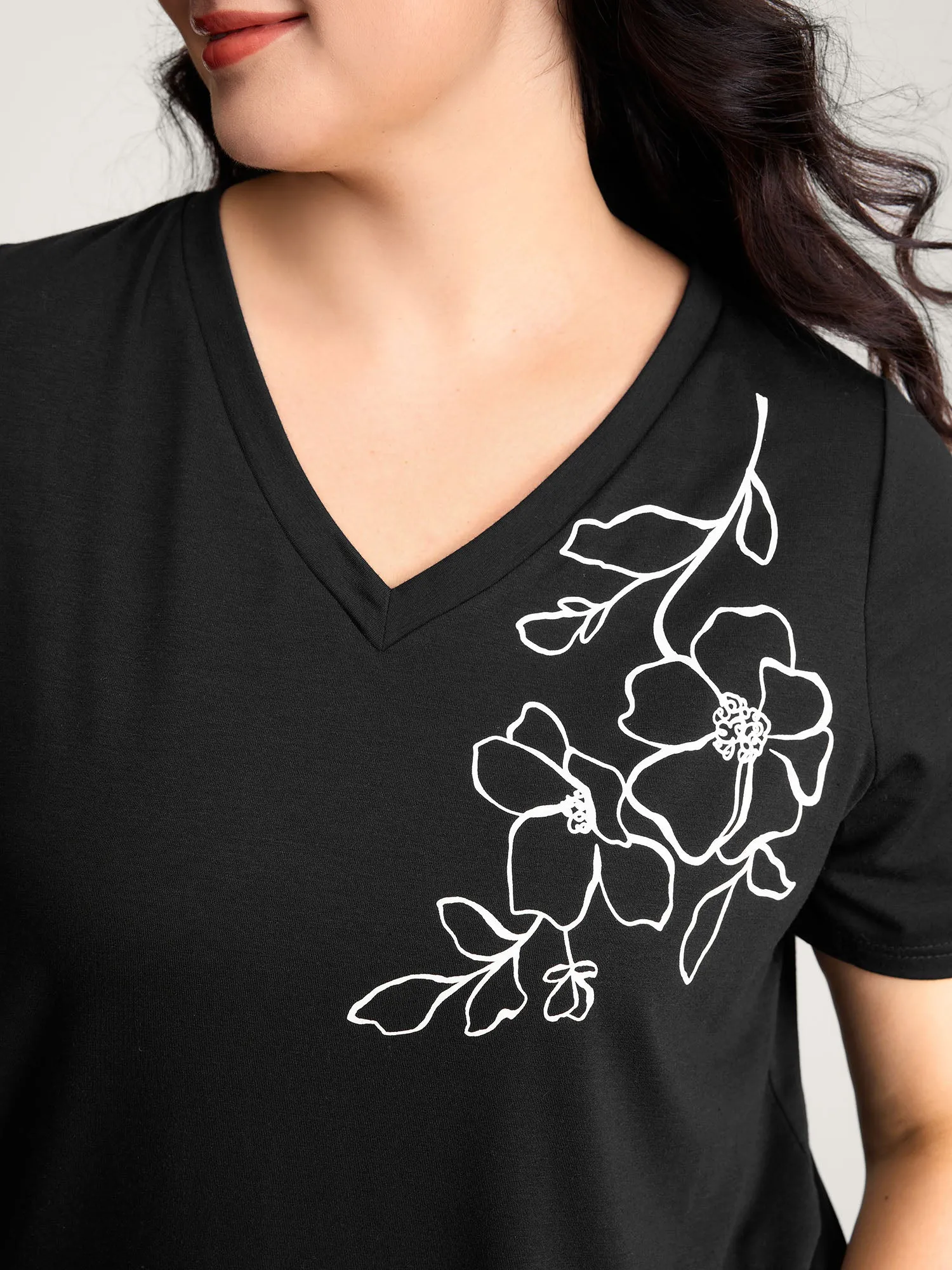 Floral Print V-Neck Half Sleeve T-Shirt sold by Bloomchic product image thumbnail 2