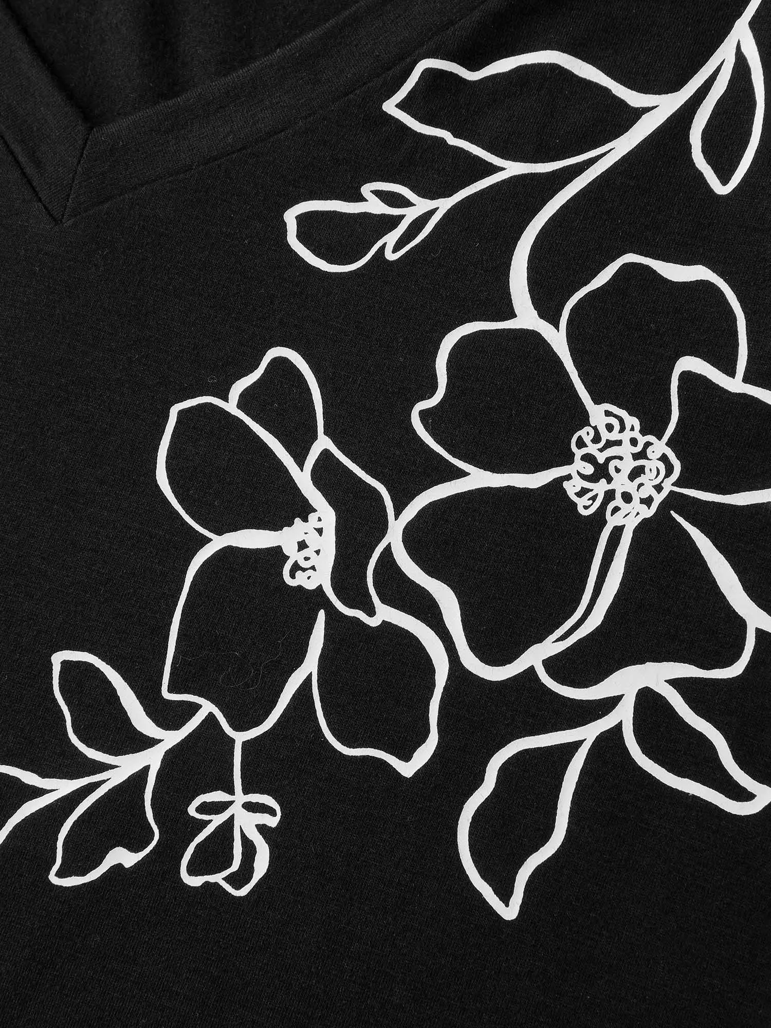 Floral Print V-Neck Half Sleeve T-Shirt sold by Bloomchic product image thumbnail 5