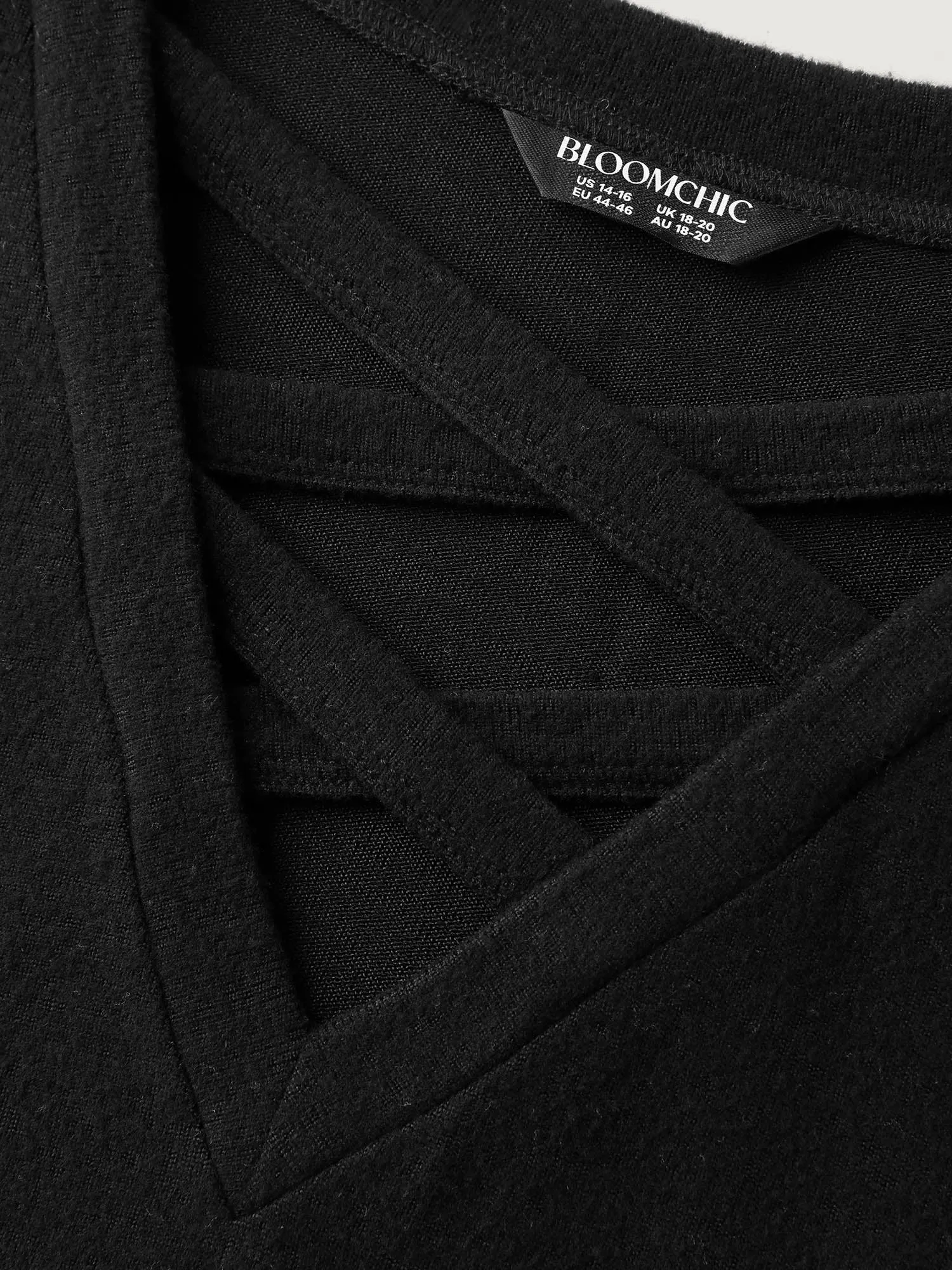 Colorblock Spliced Cross-Tie Sweatshirt sold by Bloomchic product image thumbnail 5