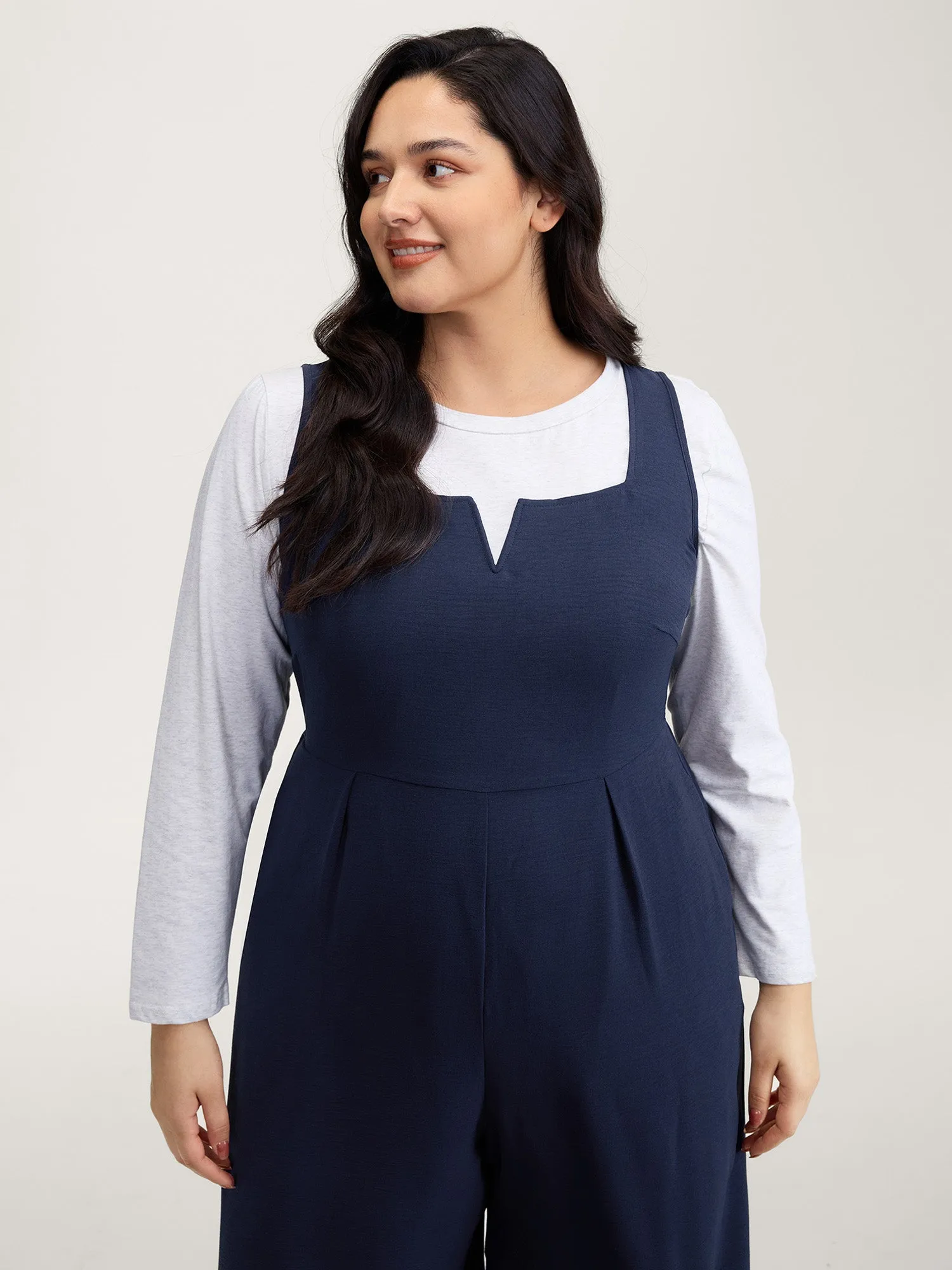 Hidden Zipper Pockets Wide-Leg Jumpsuit sold by Bloomchic product image thumbnail 2