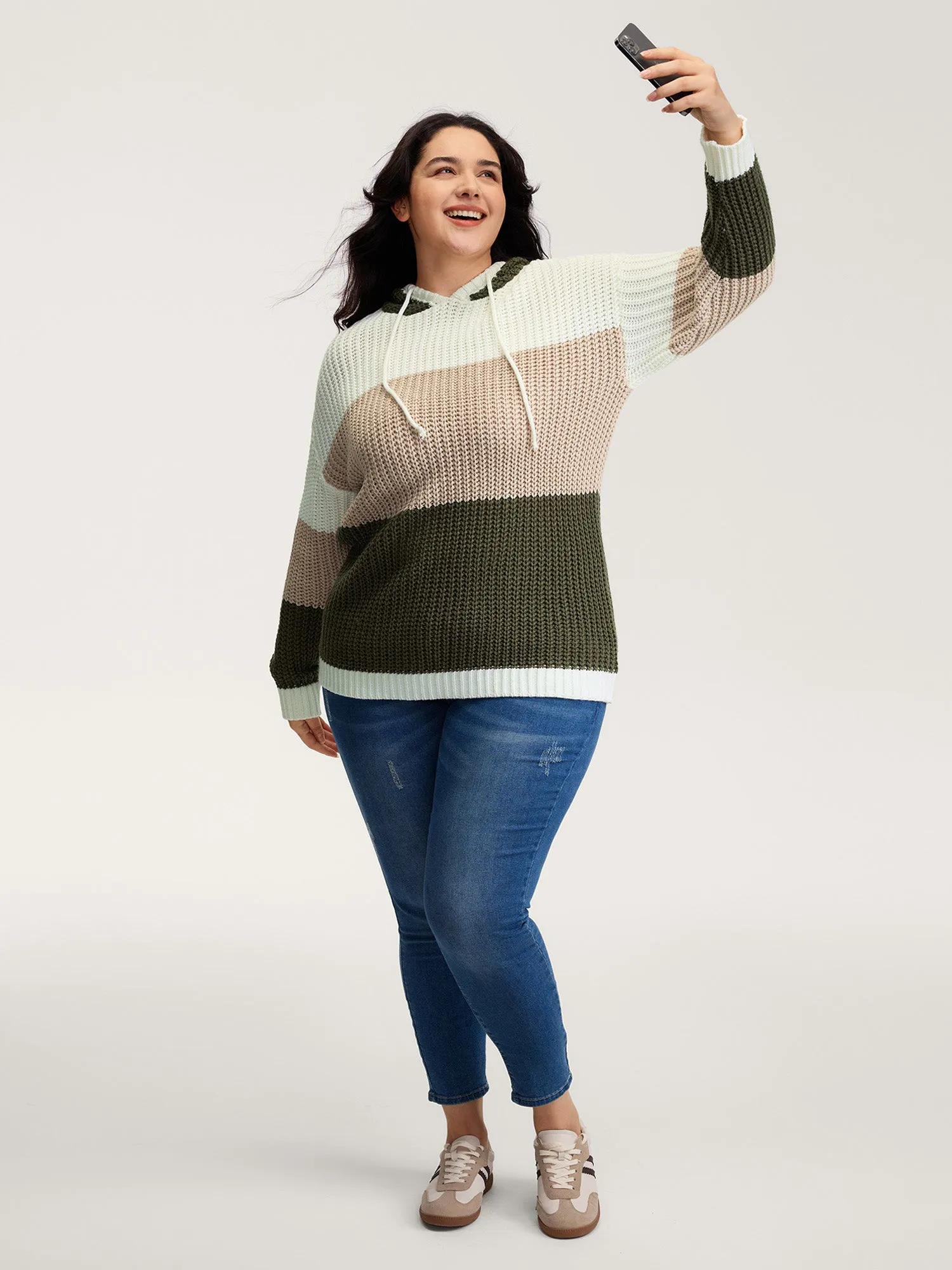 Colorblock Hooded Textured Pullover sold by Bloomchic product image thumbnail 3