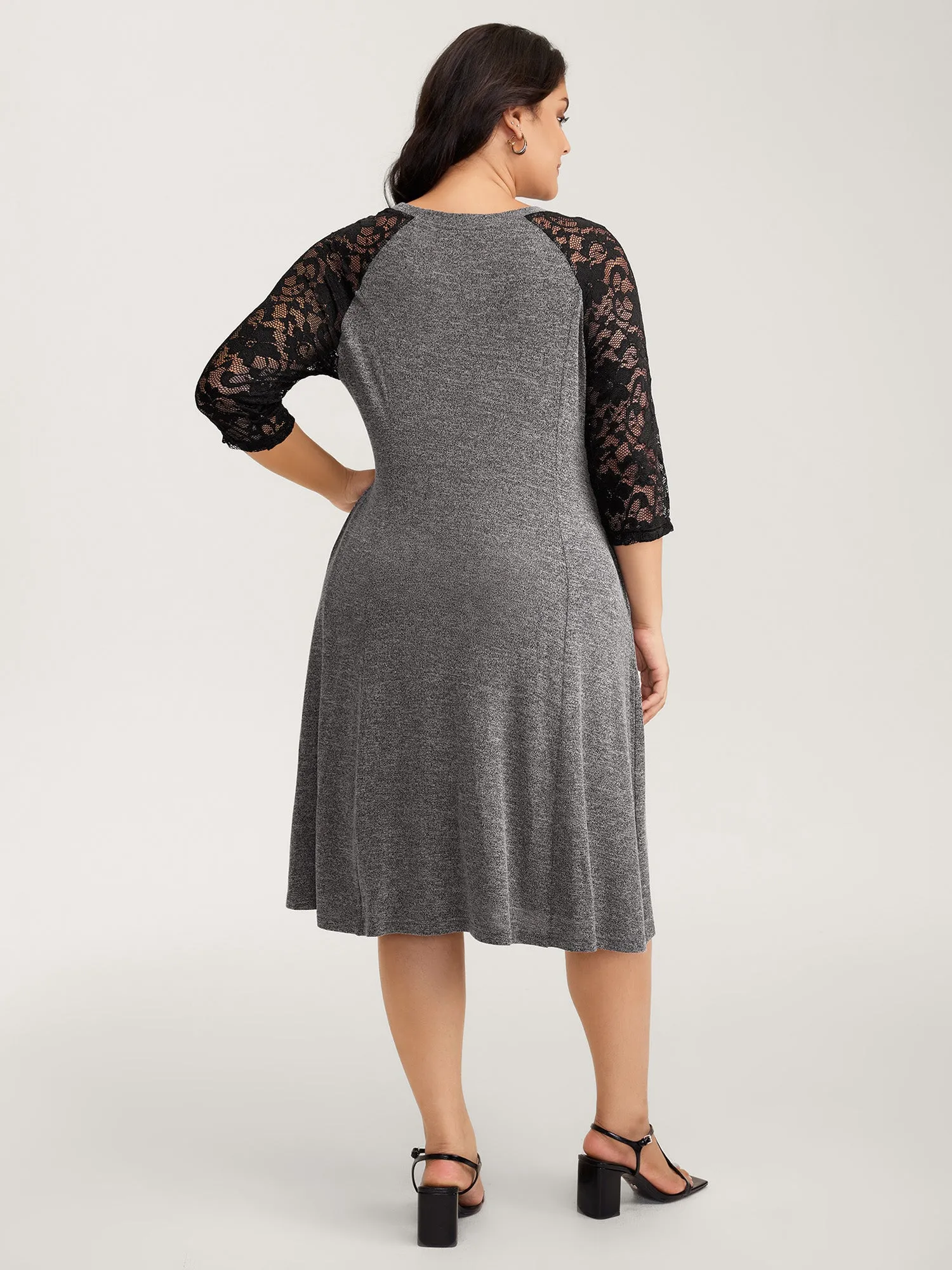 Supersoft Lace Sleeve Cinched-Waist Midi Dress sold by Bloomchic product image thumbnail 4