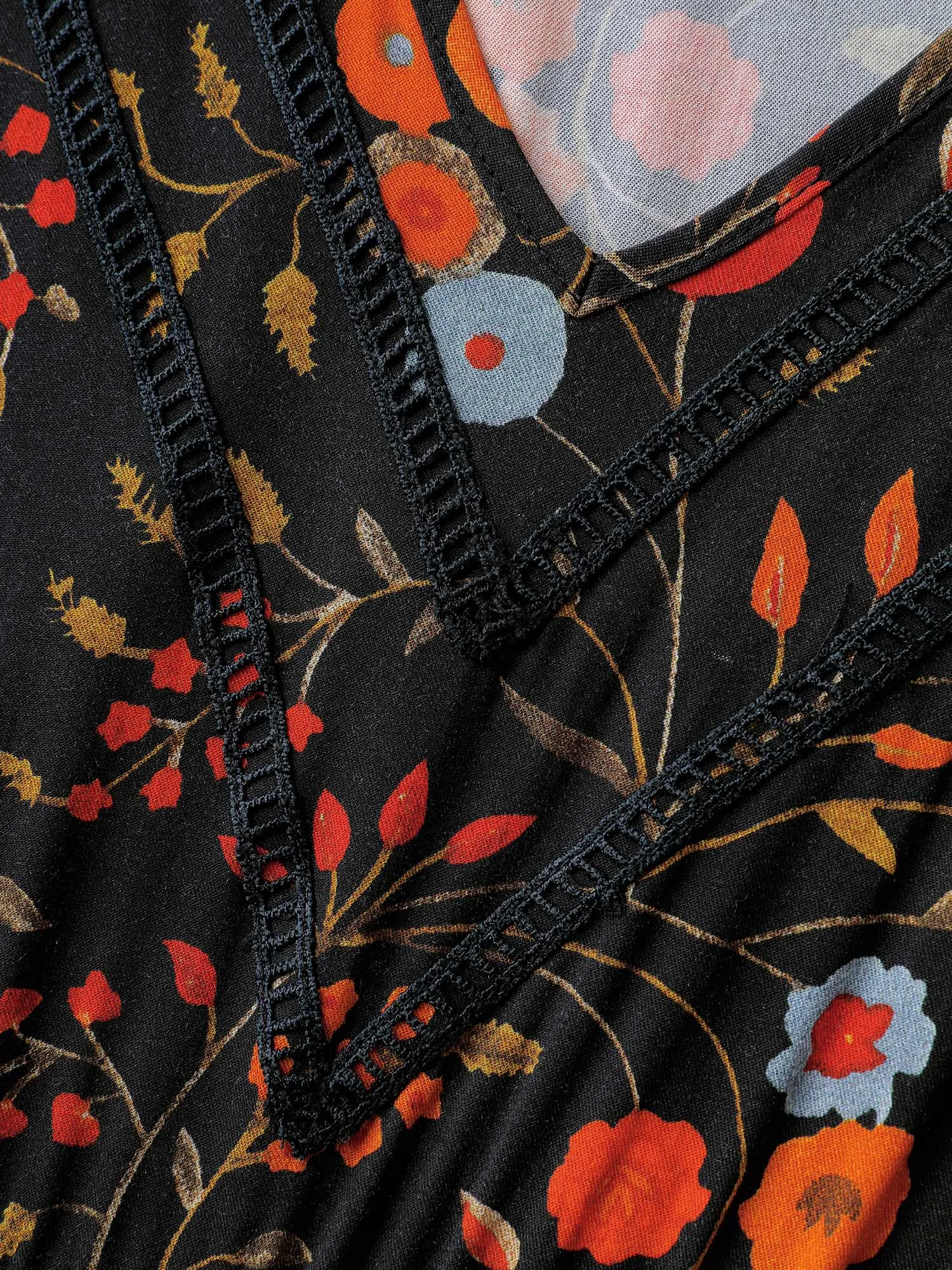 Floral Branch Print Lace Trim Maxi Dress sold by Bloomchic product image thumbnail 5