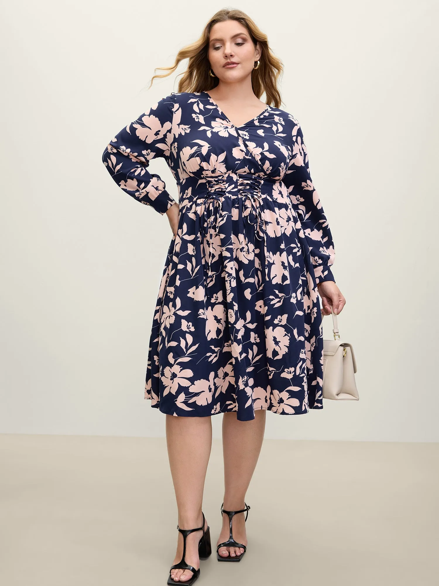 Floral Print Cross-Straps Shirred Midi Dress sold by Bloomchic product image thumbnail 3
