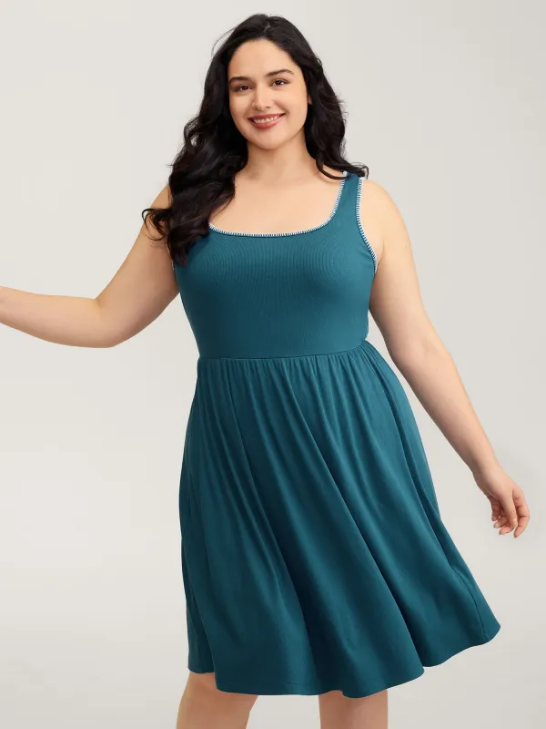 Embroidered Trim Cinched-Waist Stretchy Midi Dress sold by Bloomchic