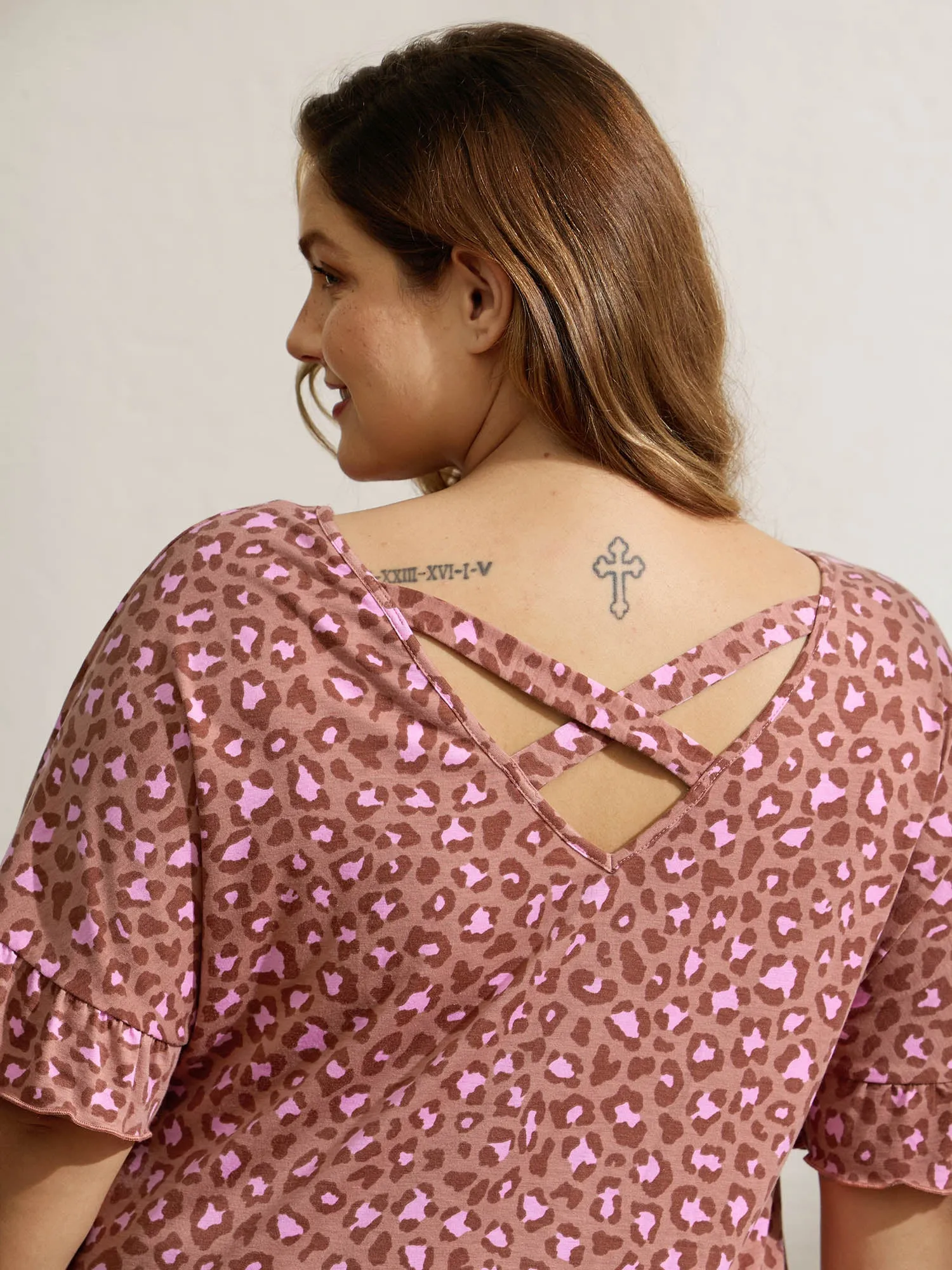 Blushing Leopard Print Cross-Strap Back T-Shirt sold by Bloomchic