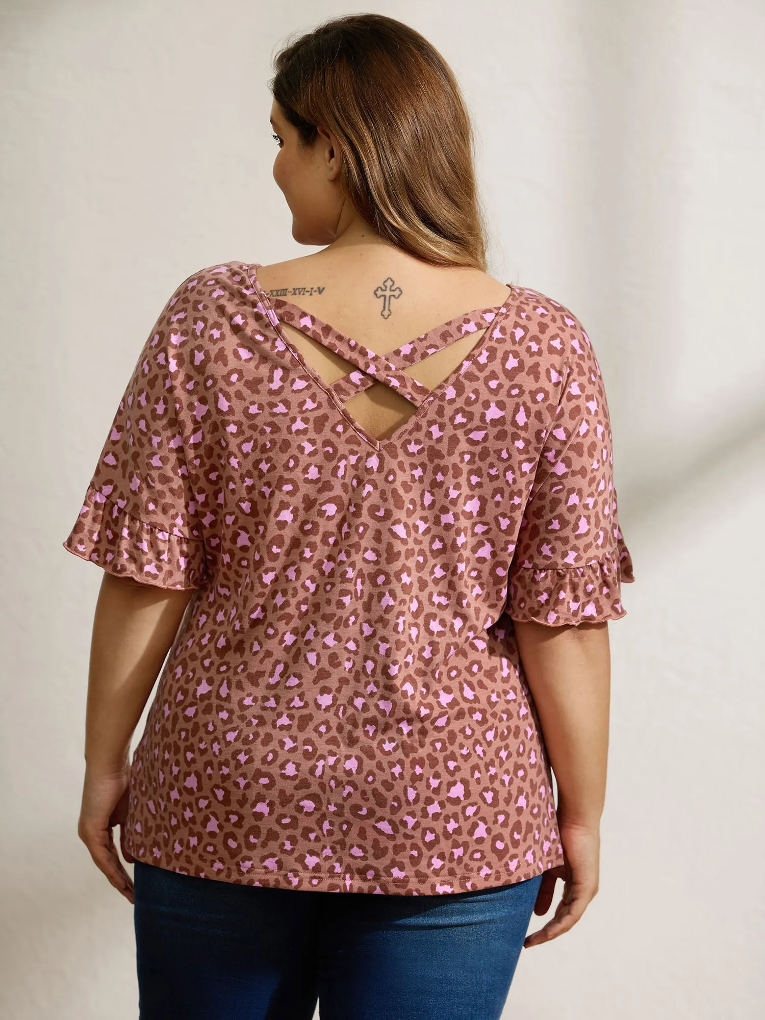 Blushing Leopard Print Cross-Strap Back T-Shirt sold by Bloomchic product image thumbnail 5