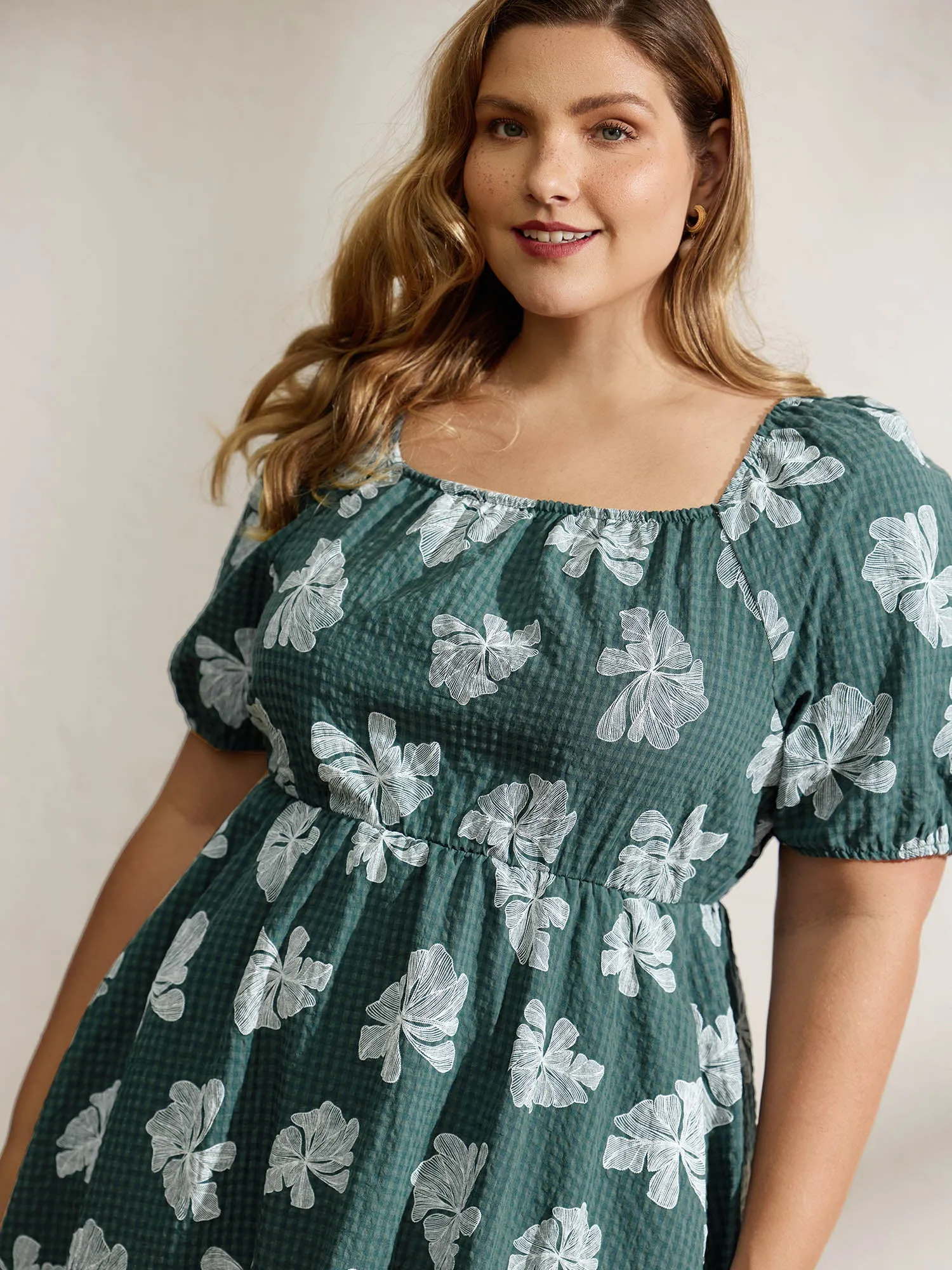 Floral Plaid Print Puffy Sleeve Midi Dress sold by Bloomchic product image thumbnail 2