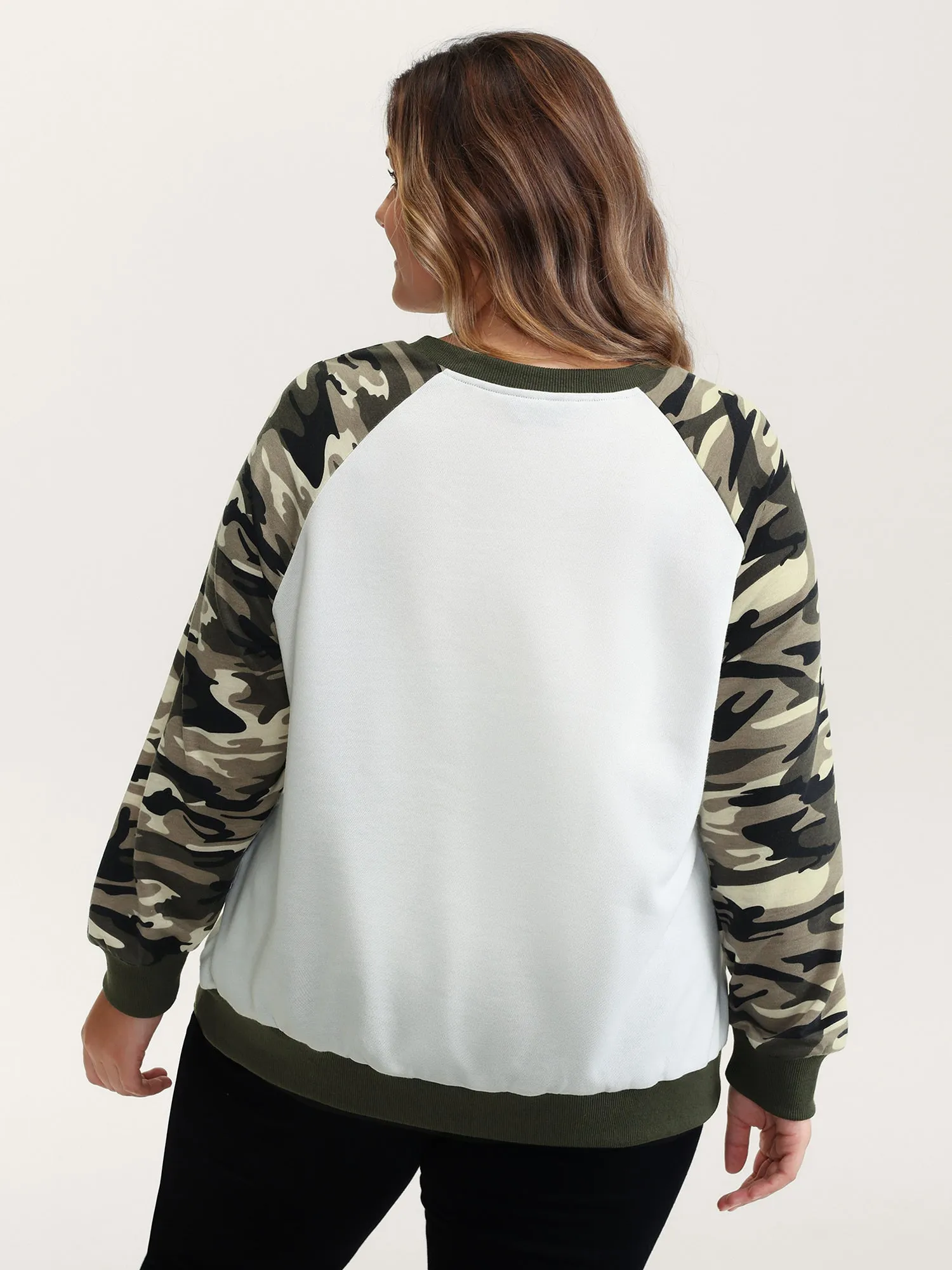 Camouflage Contrast Animal Print Sweatshirt sold by Bloomchic product image thumbnail 4