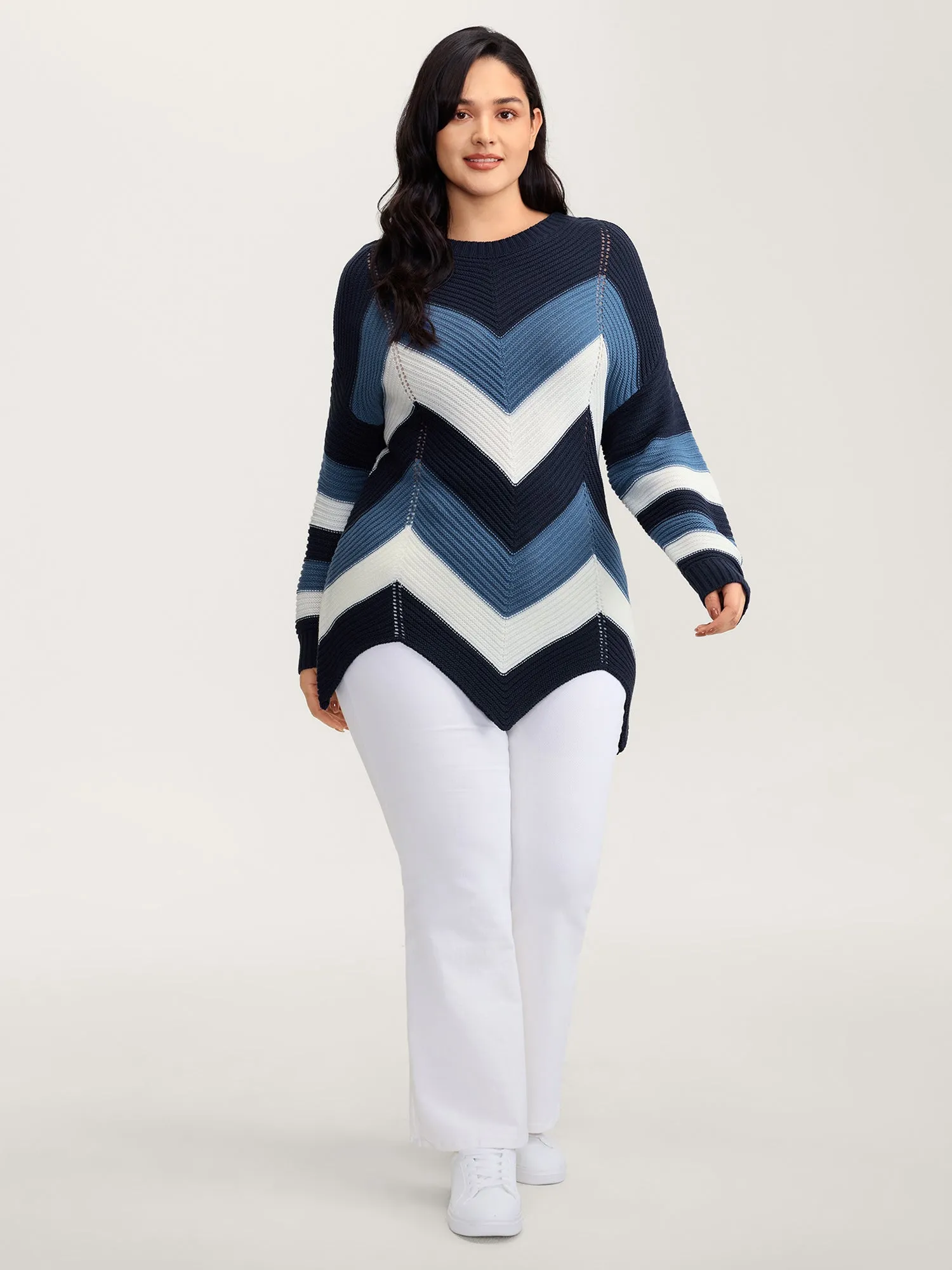Round Neck Colorblock Asymmetrical Hem Pullover sold by Bloomchic product image thumbnail 3