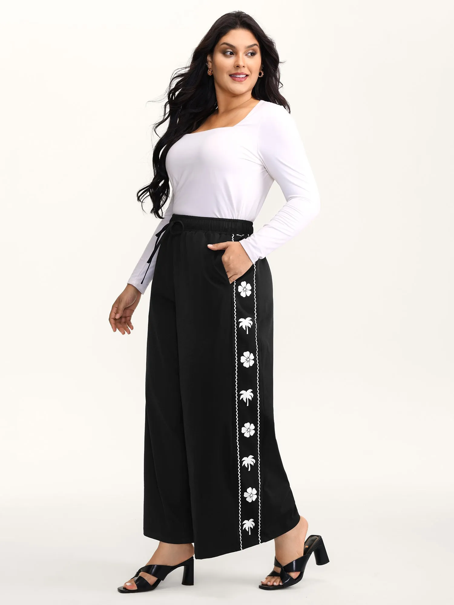 Floral Side Drawstring Wide-Leg Pants sold by Bloomchic product image thumbnail 3