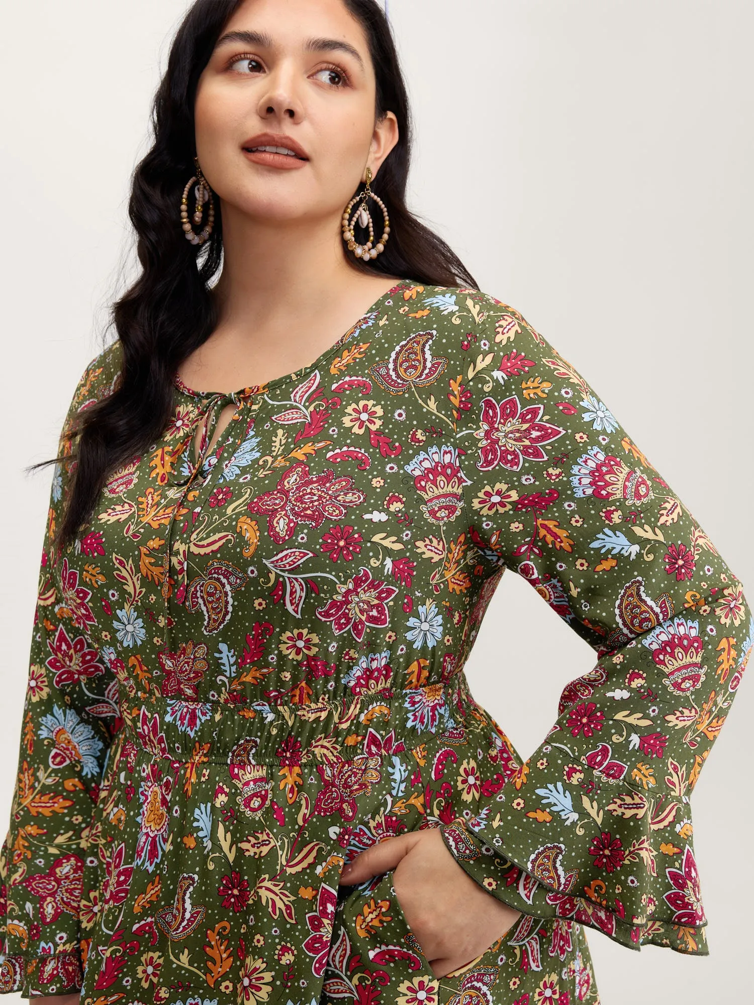 Floral Print Pleated Waist Maxi Dress sold by Bloomchic product image thumbnail 2